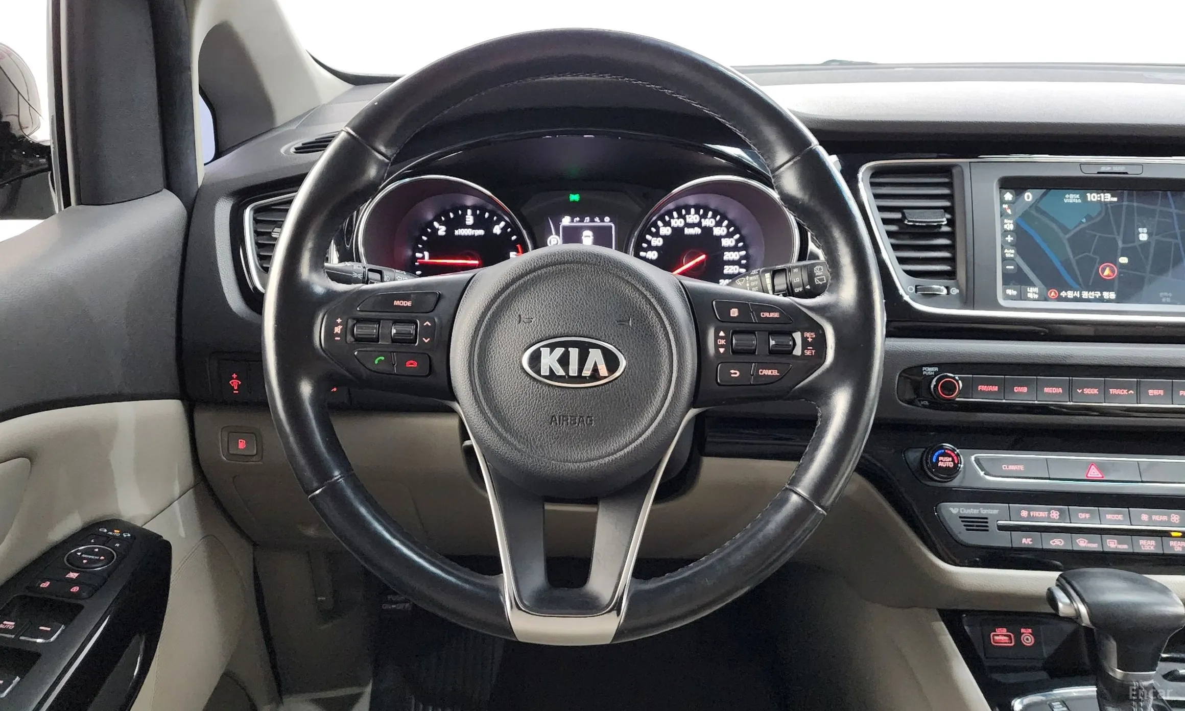 Kia Carnival превью 13