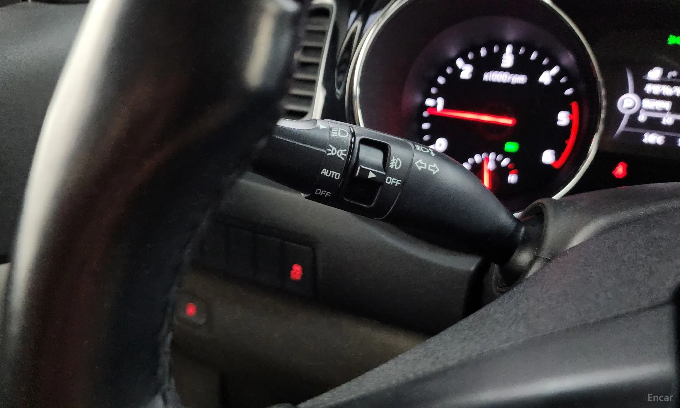 Kia Carnival превью 14