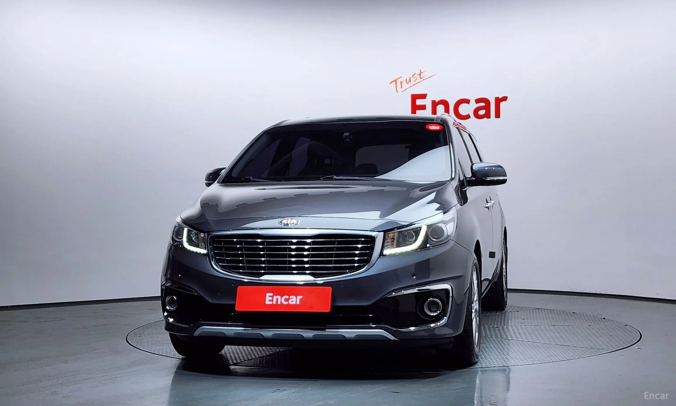 Kia Carnival превью 3