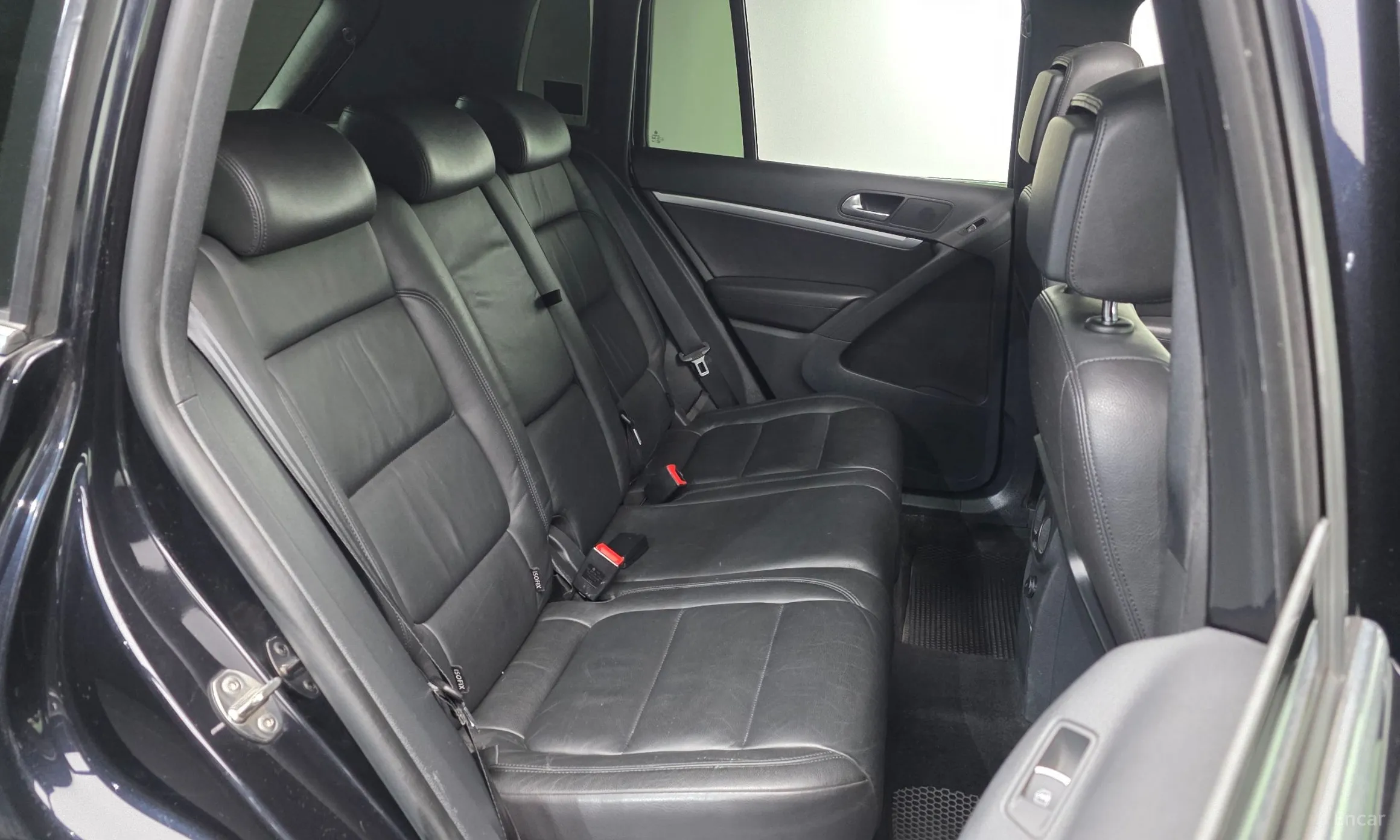 Volkswagen New Tiguan превью 12
