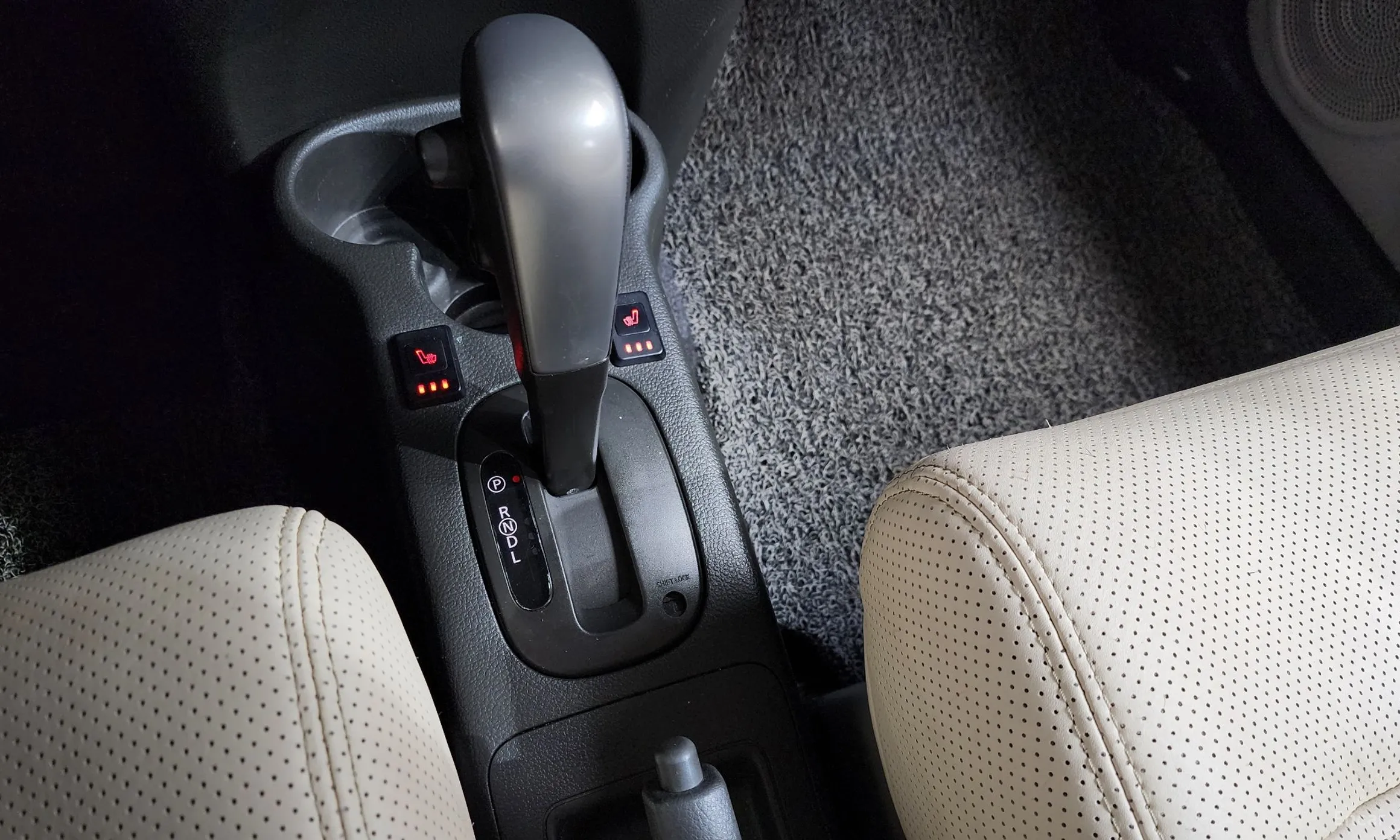 Nissan Cube превью 9