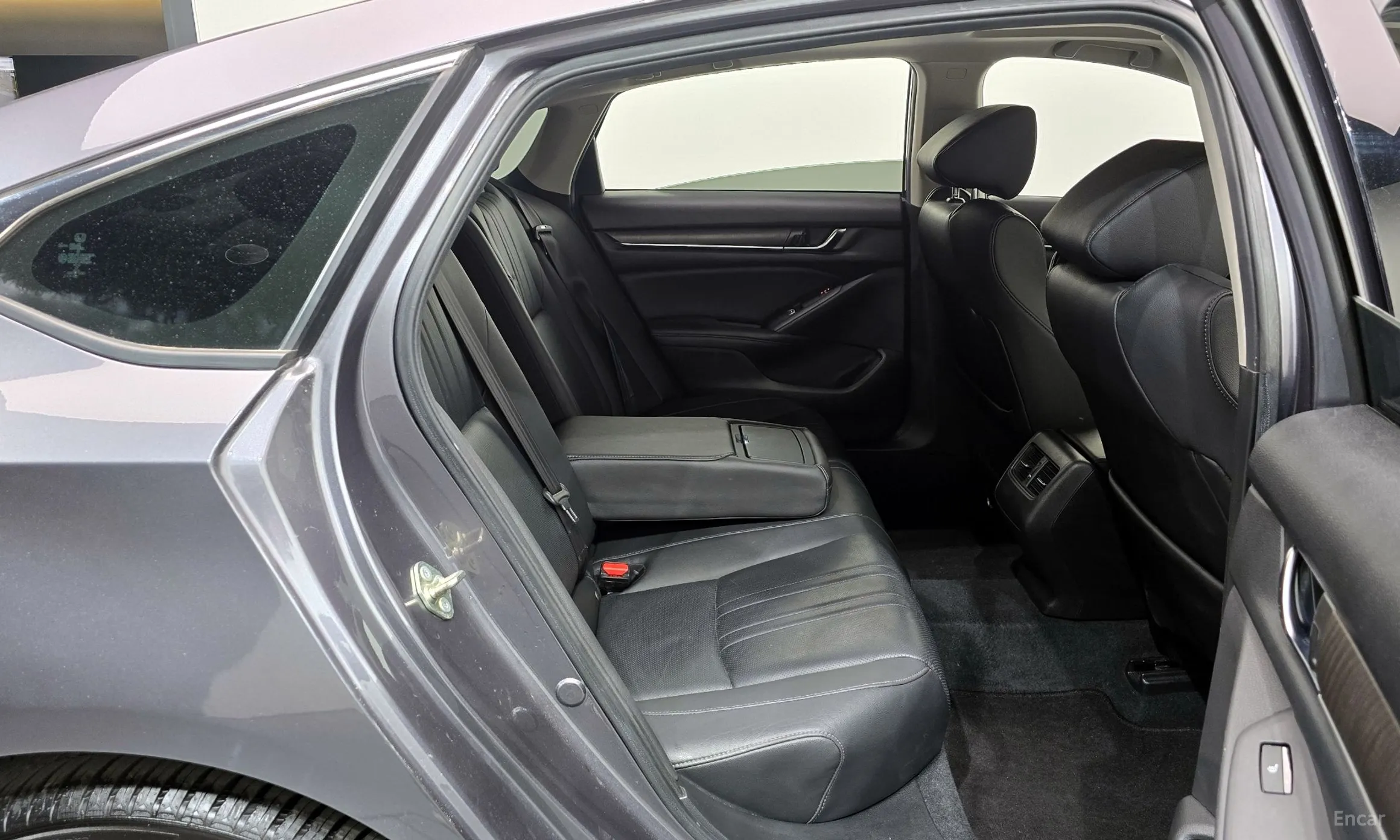 Honda Accord 10th Generation превью 12