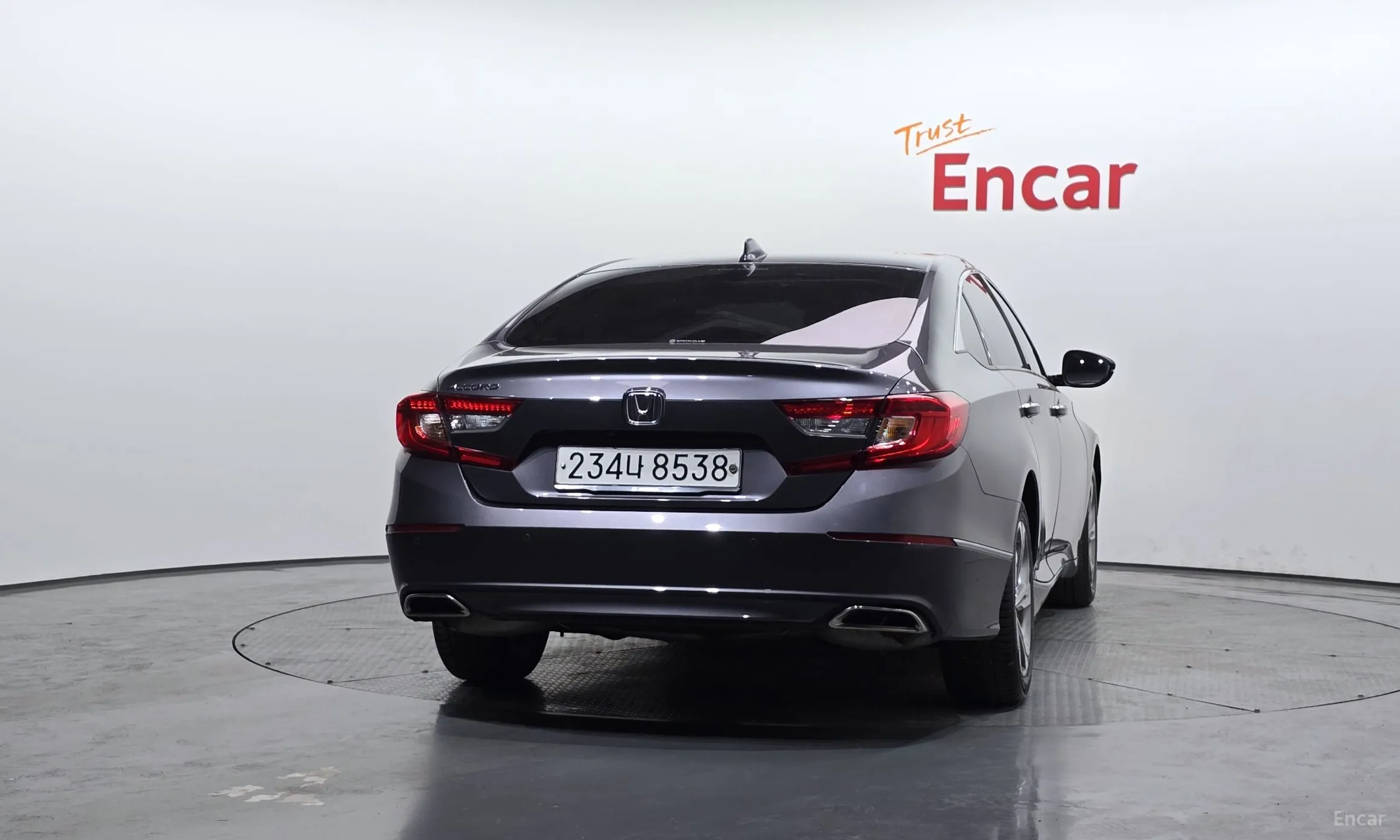 Honda Accord 10th Generation превью 4