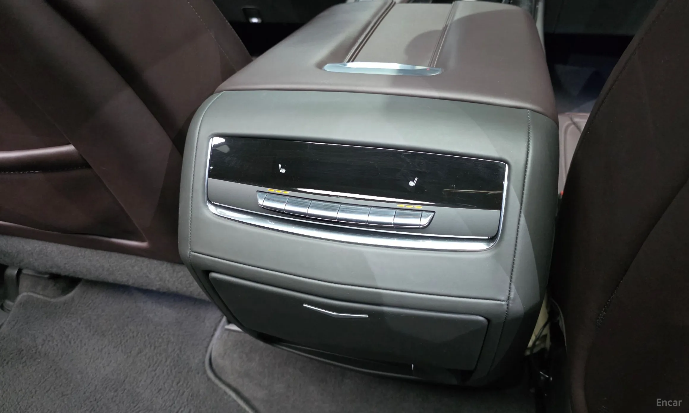 Cadillac Escalade 5th Generation превью 18