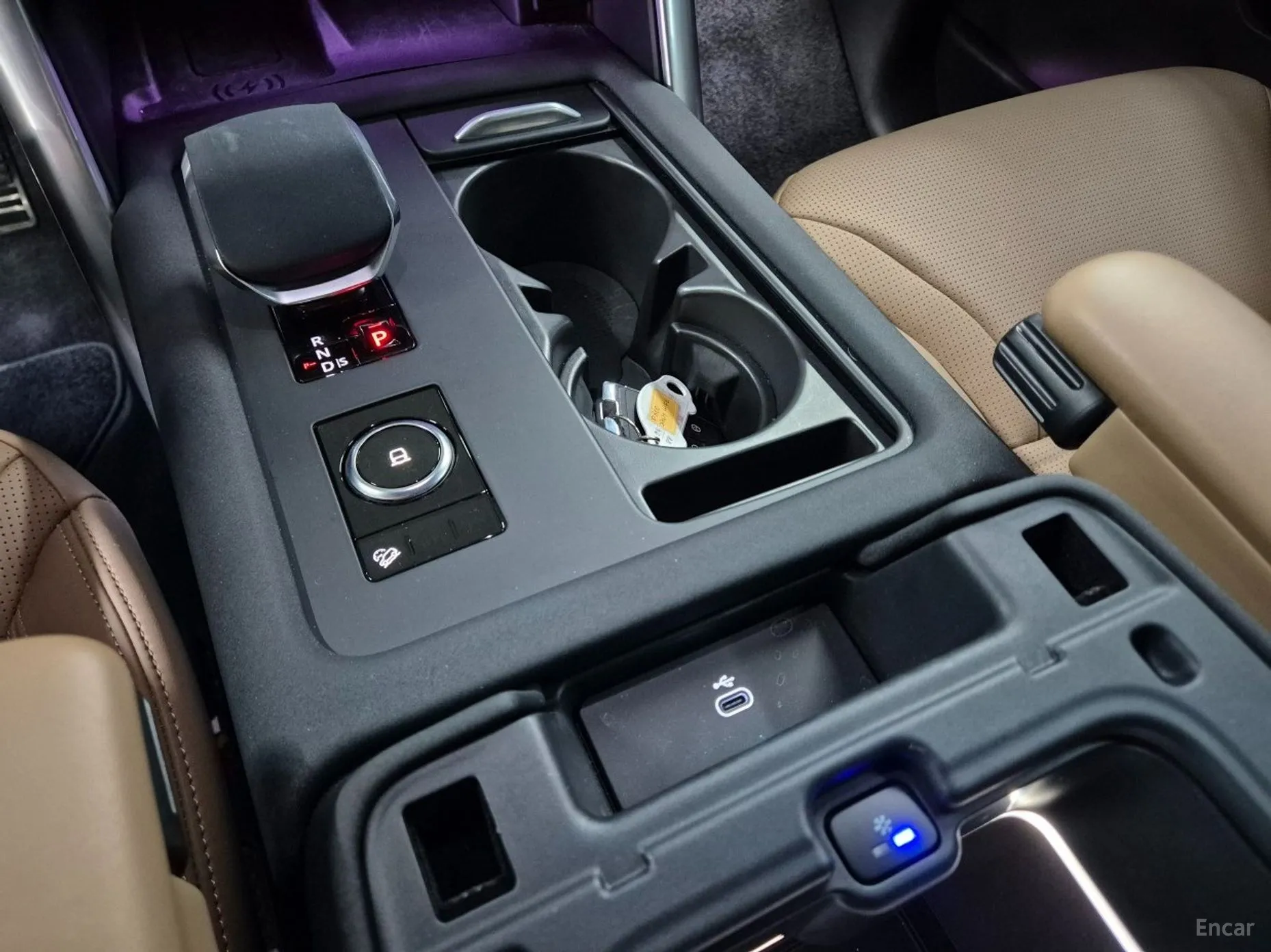 Land Rover Discovery 5 превью 12