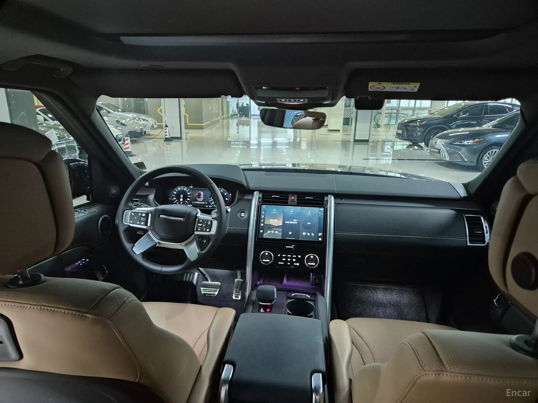 Land Rover Discovery 5 превью 7