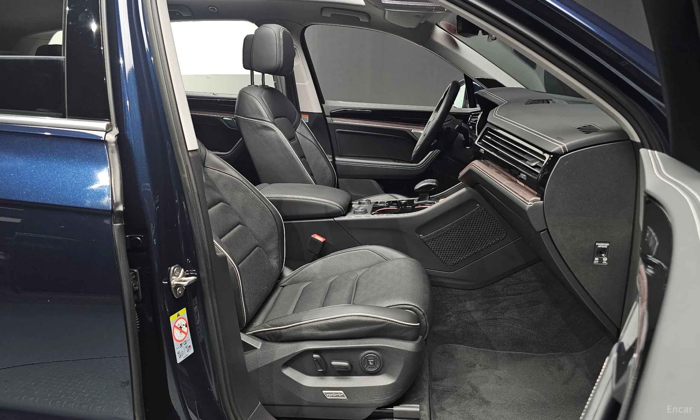 Volkswagen Touareg 3rd Generation превью 10