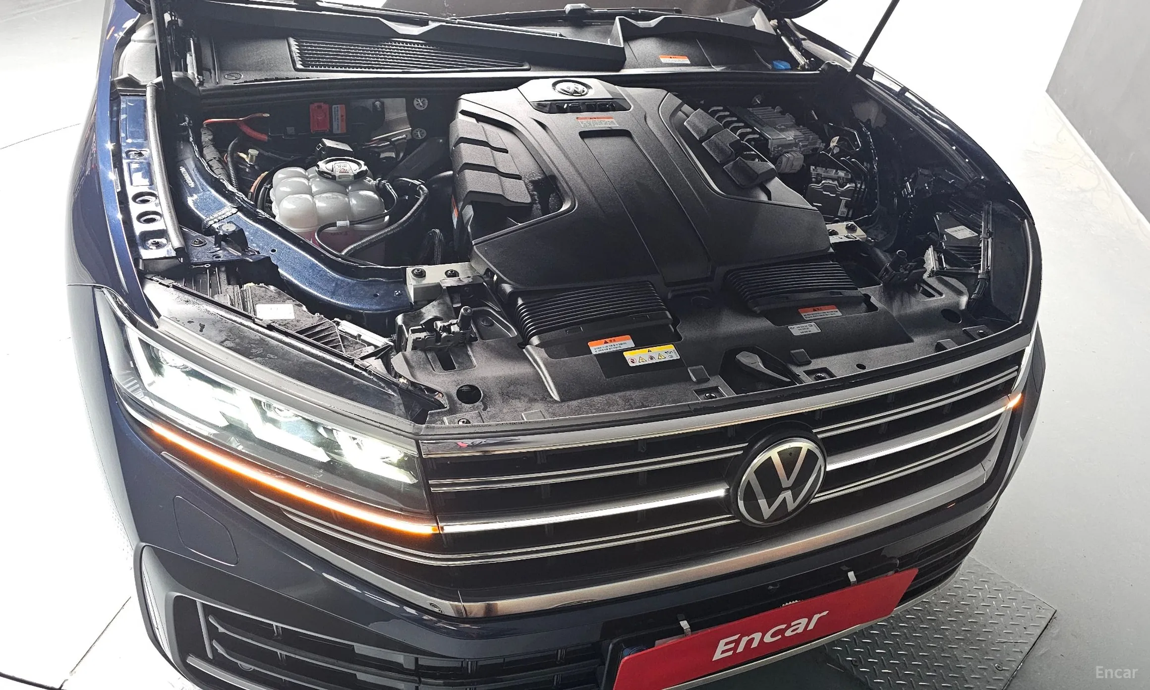 Volkswagen Touareg 3rd Generation превью 6