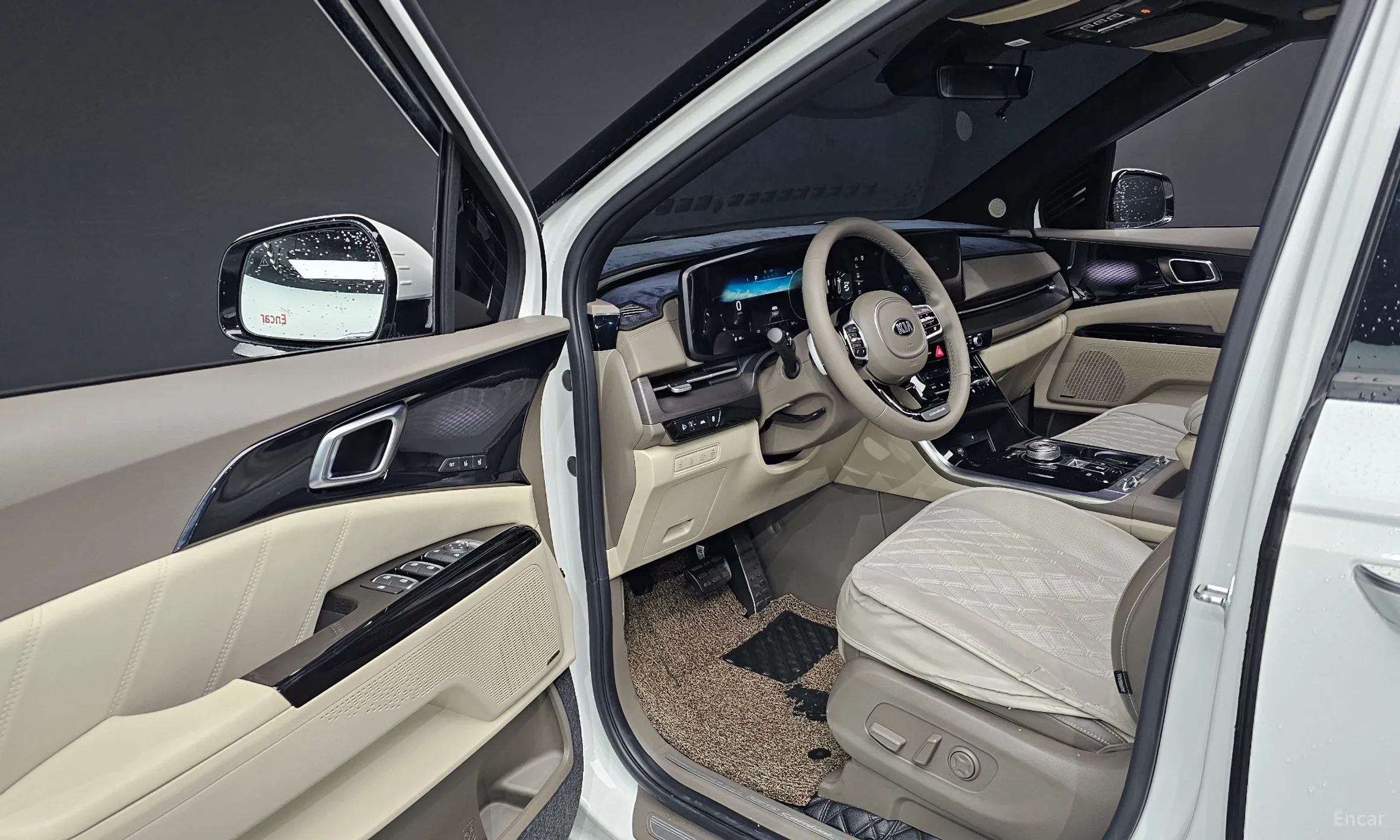Kia Carnival Gen 4 превью 10