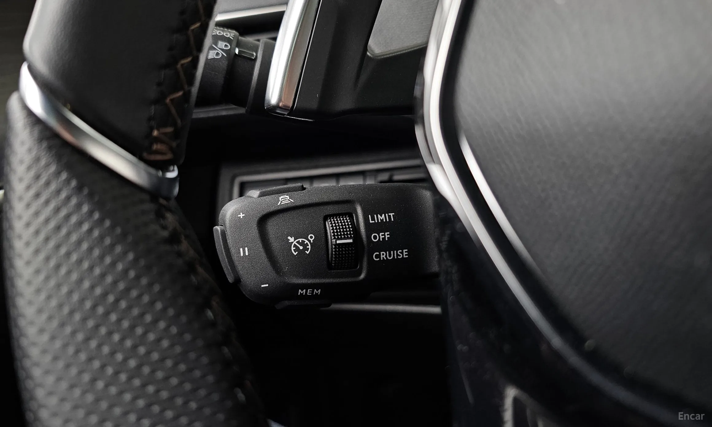 Peugeot 5008 2nd generation превью 19