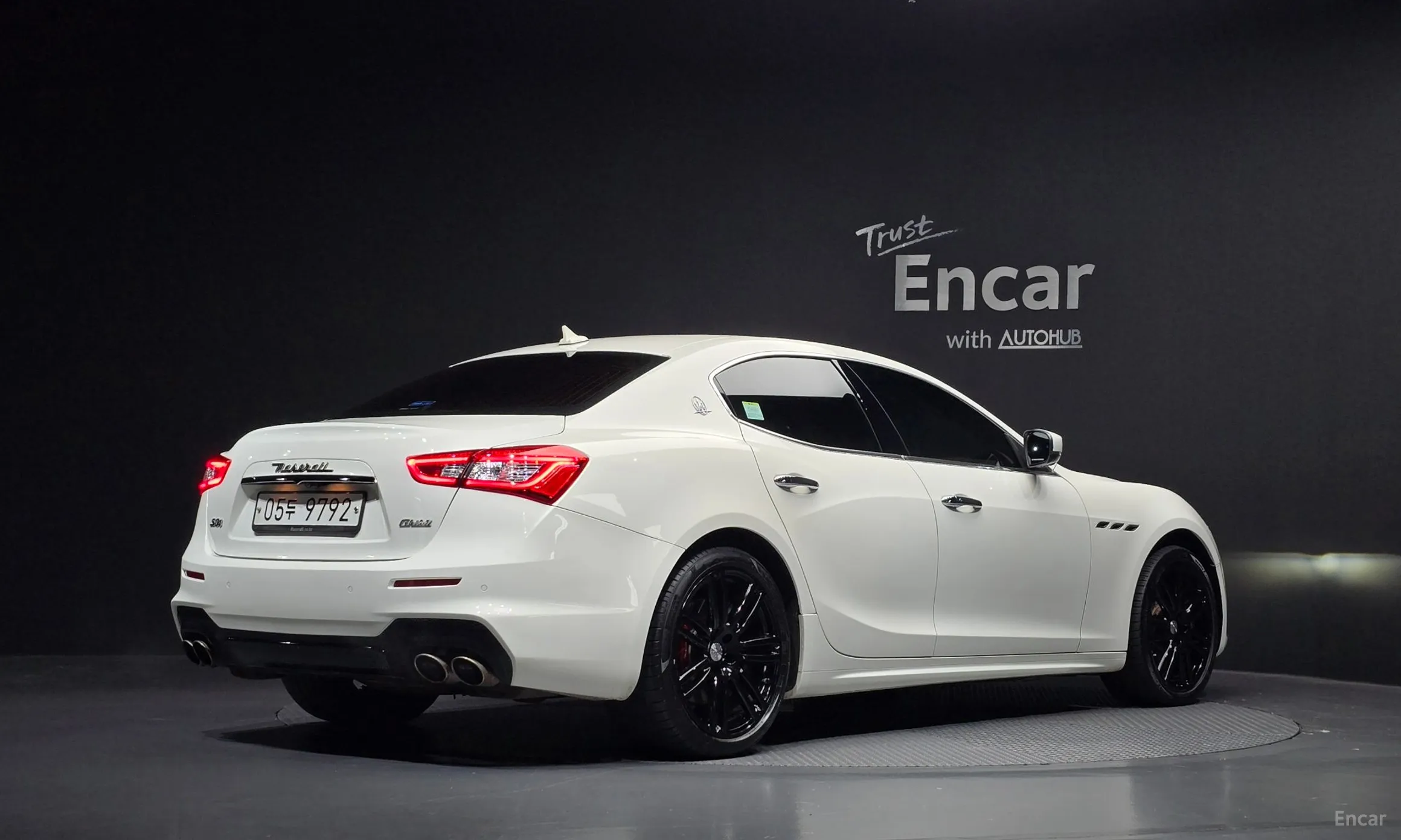 Maserati Ghibli превью 2