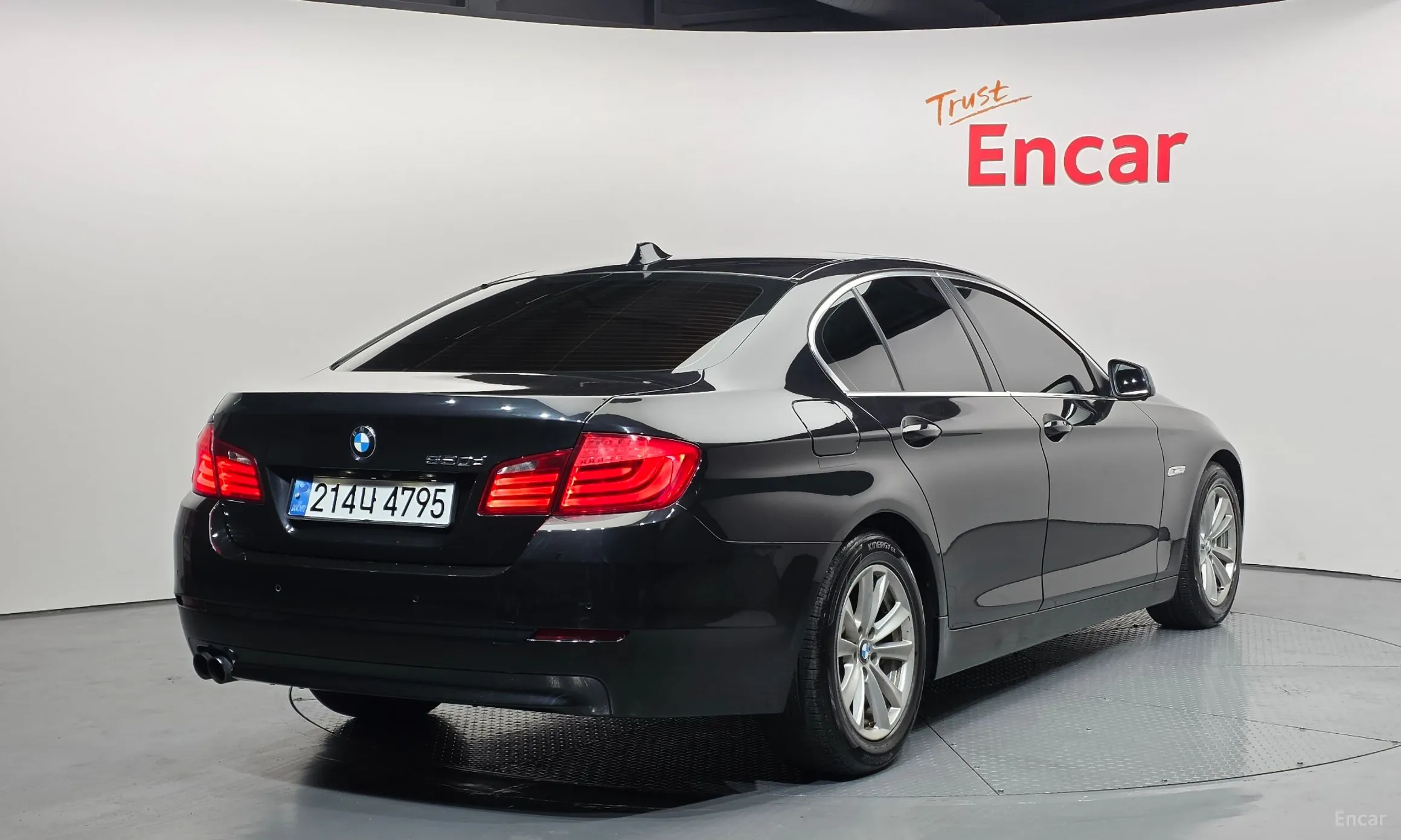 BMW 5 Series (F10) превью 2