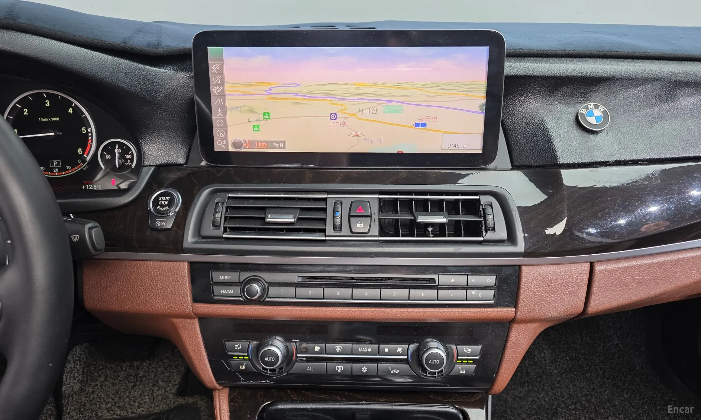 BMW 5 Series (F10) превью 16