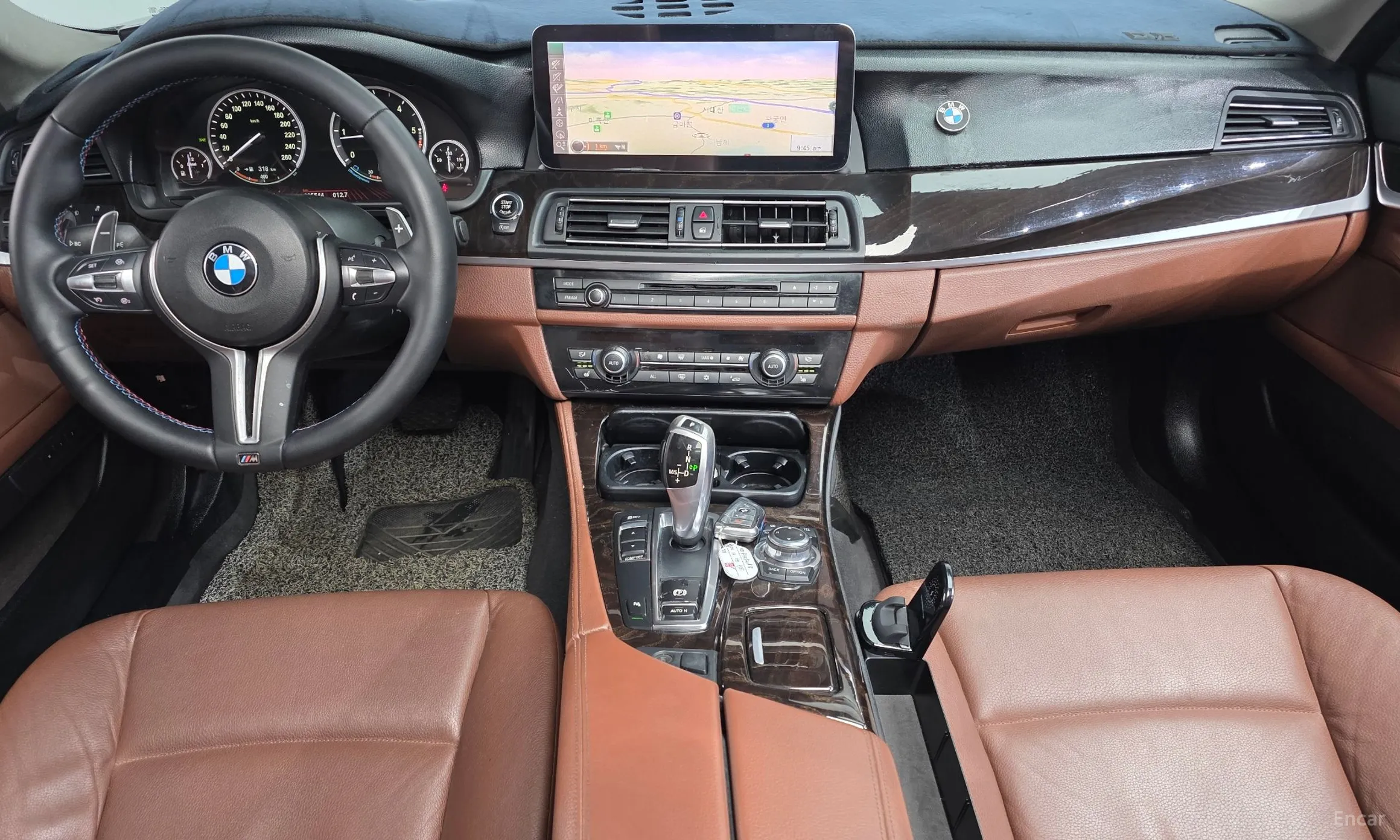 BMW 5 Series (F10) превью 7