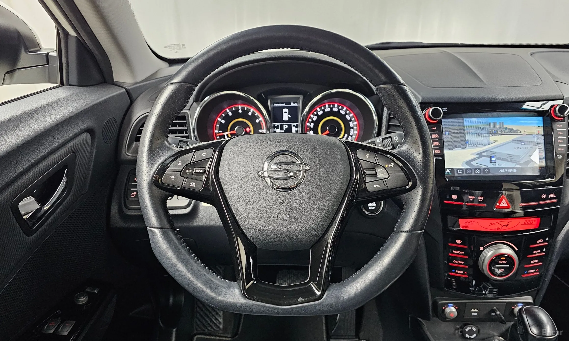 KG Mobility (SsangYong) Tivoli Air превью 13
