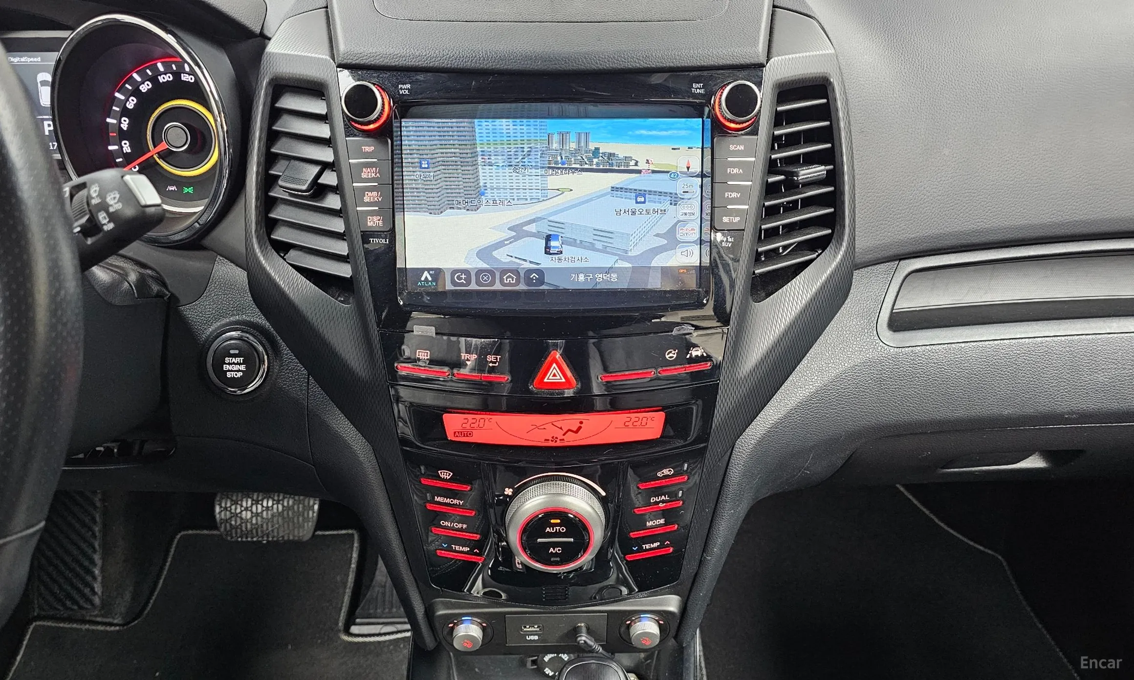 KG Mobility (SsangYong) Tivoli Air превью 16