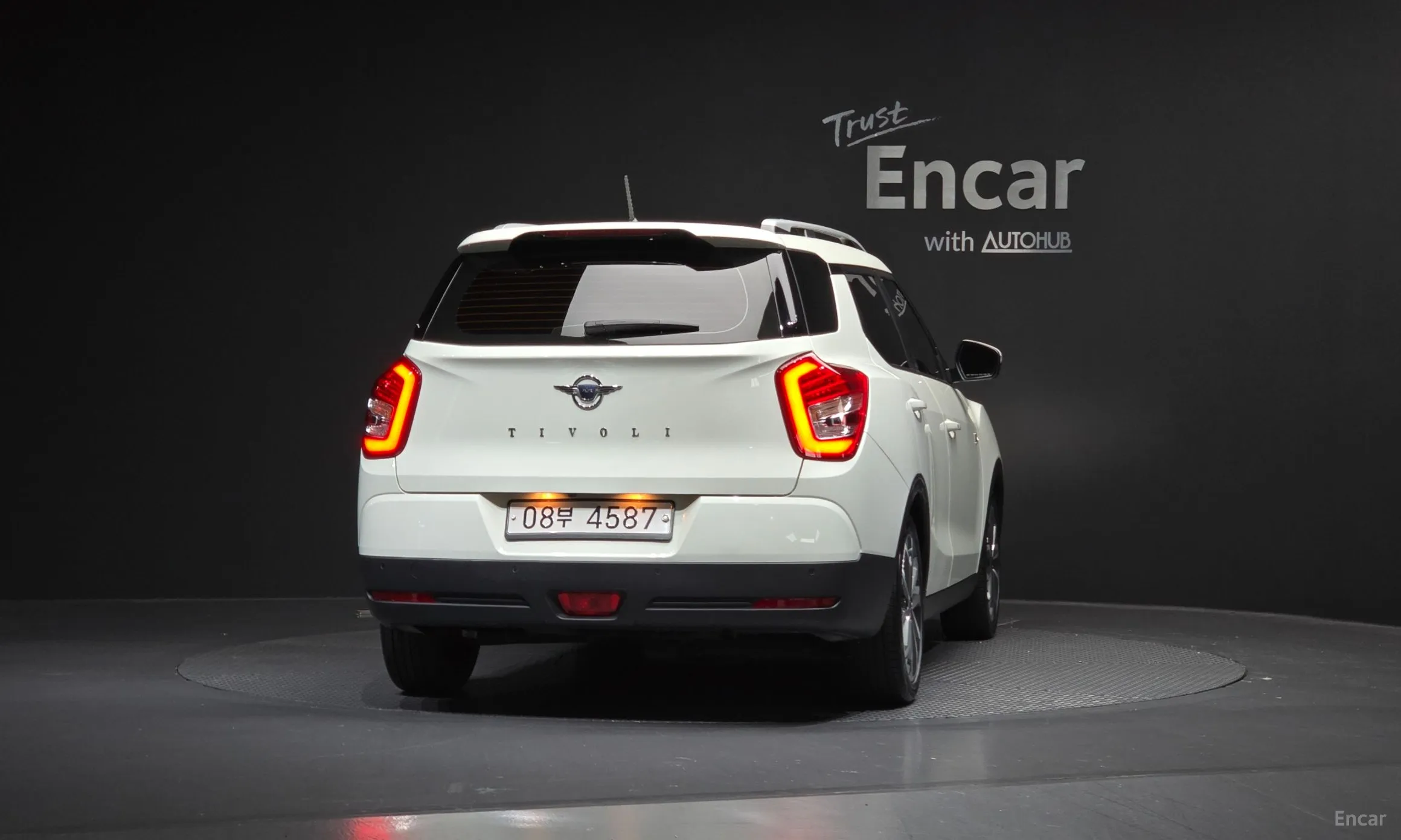KG Mobility (SsangYong) Tivoli Air превью 4