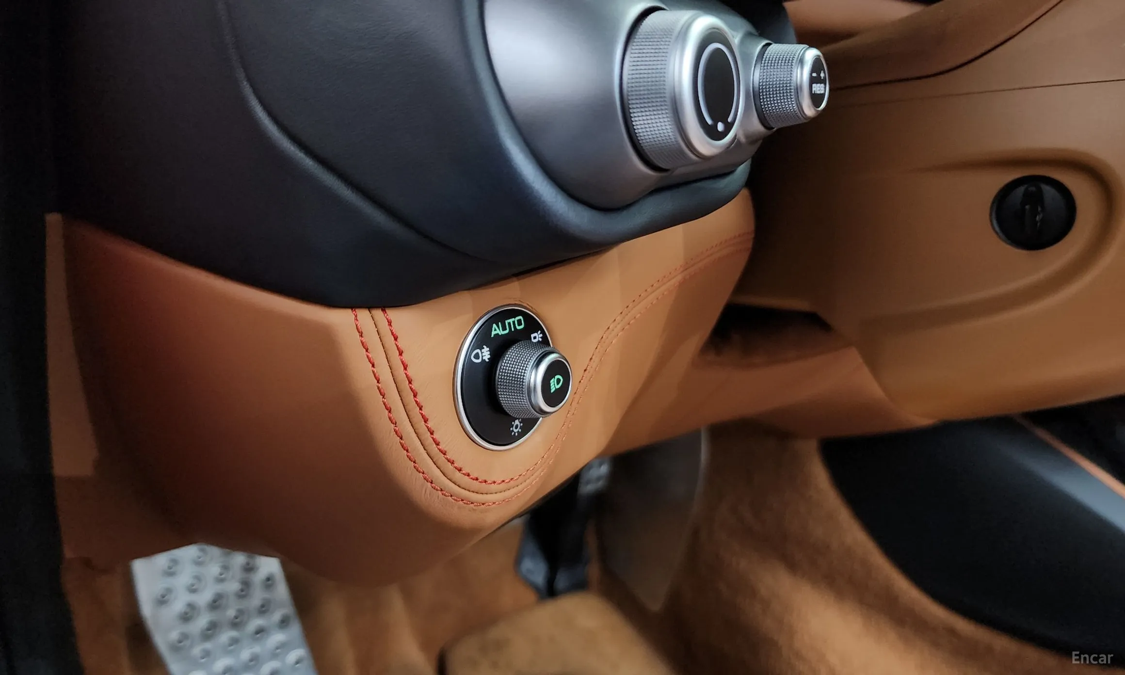 Ferrari Portofino превью 14