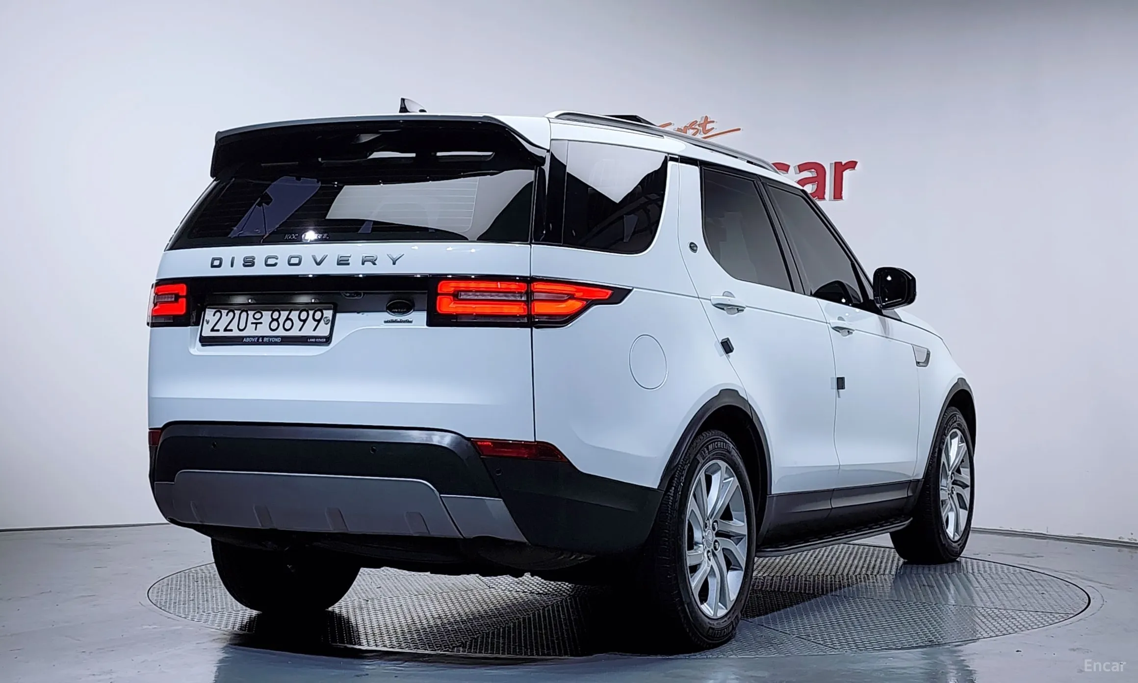 Land Rover Discovery 5 превью 2