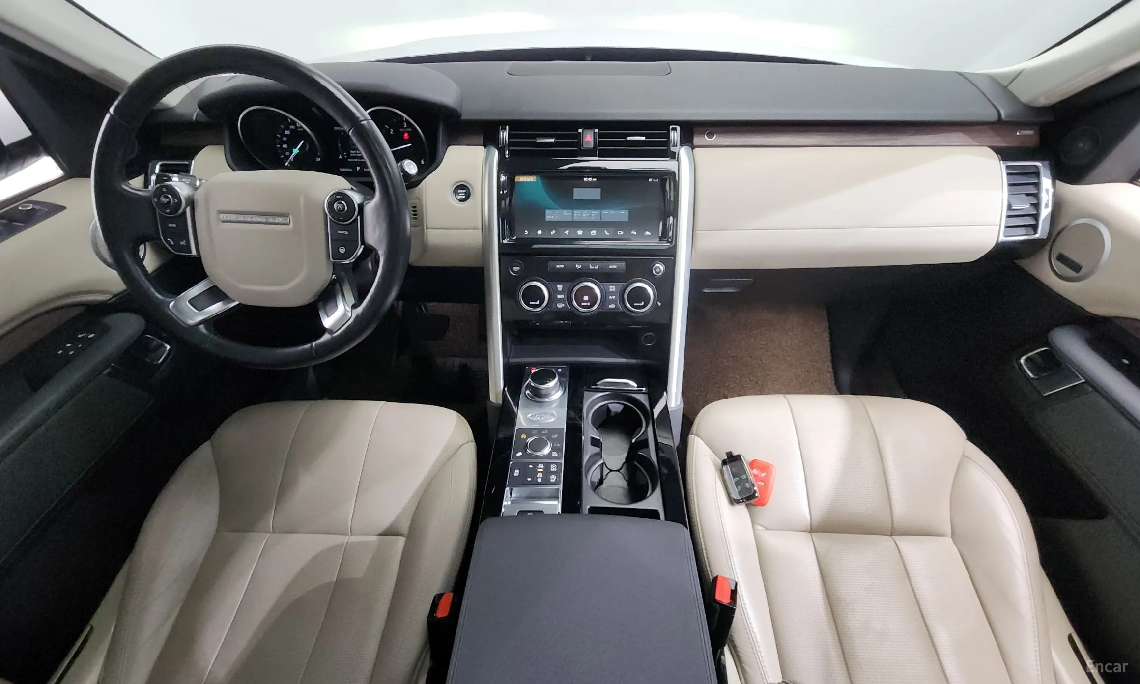 Land Rover Discovery 5 превью 7
