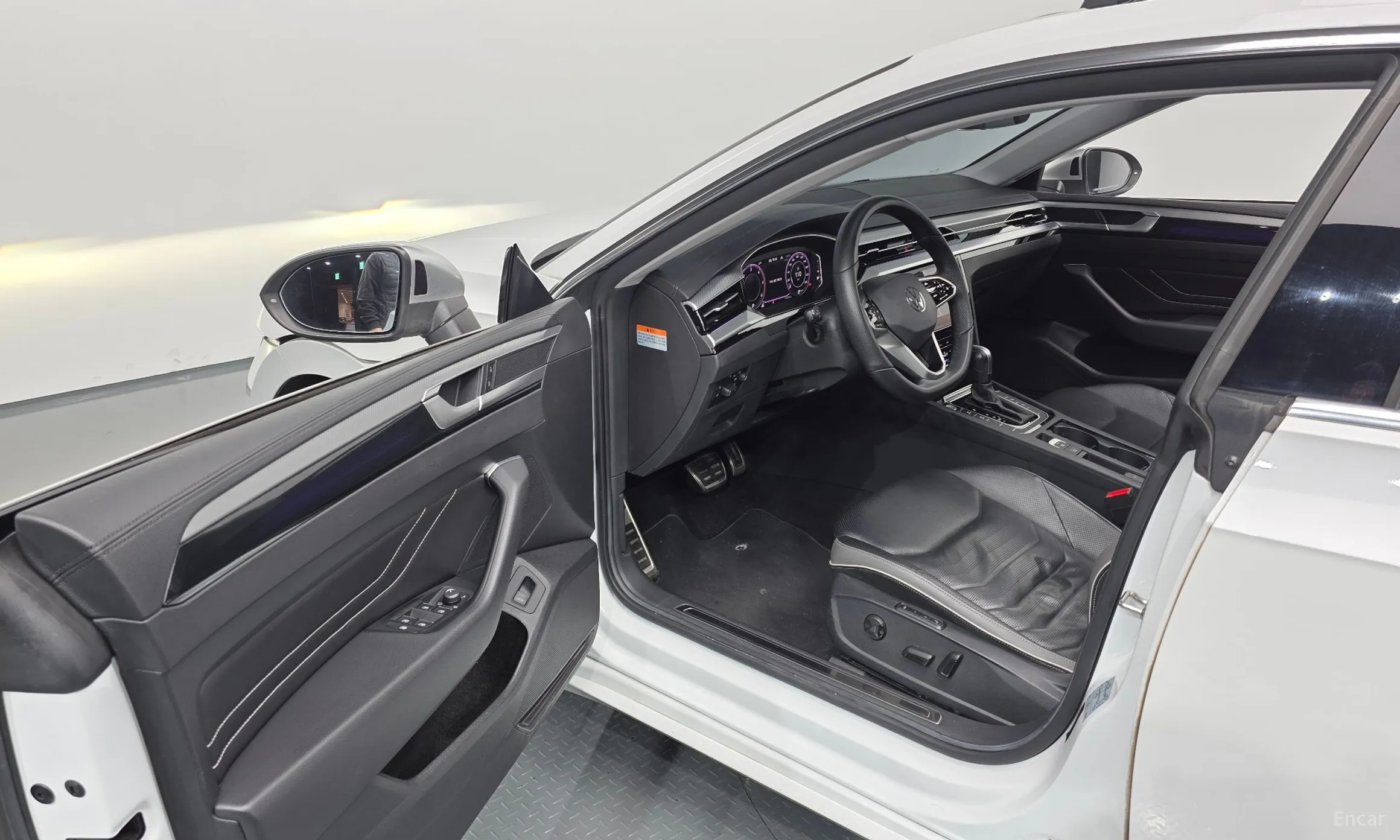 Volkswagen Ateon превью 11