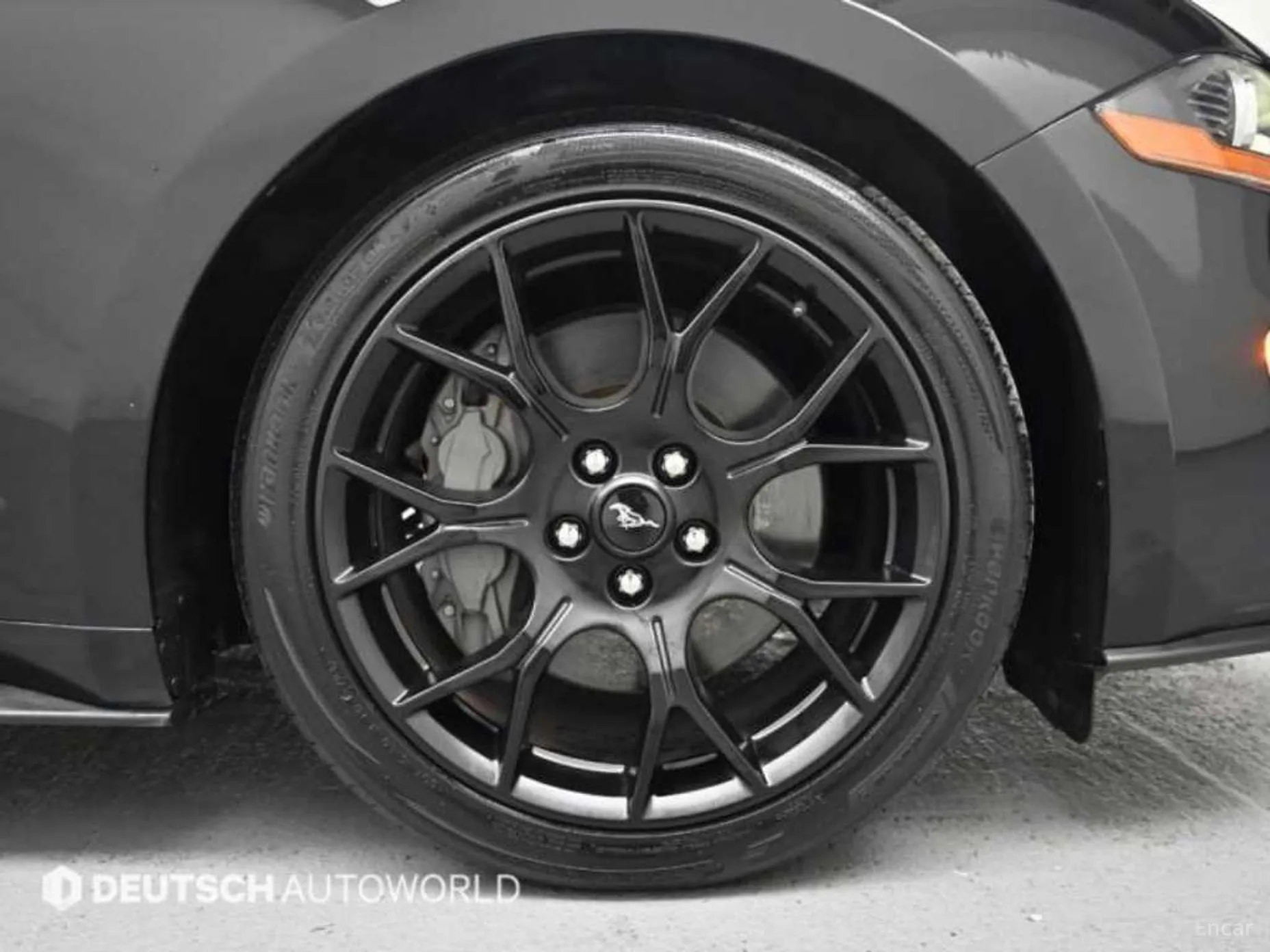 Ford Mustang превью 5