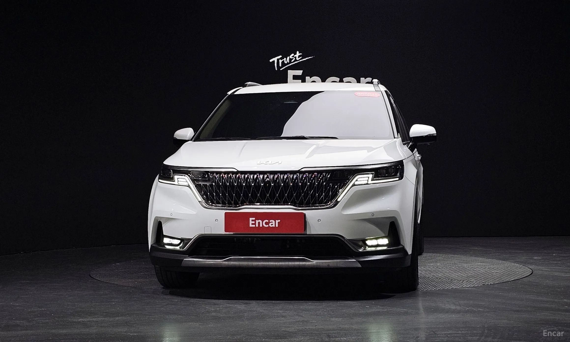 Kia Carnival Gen 4 превью 3
