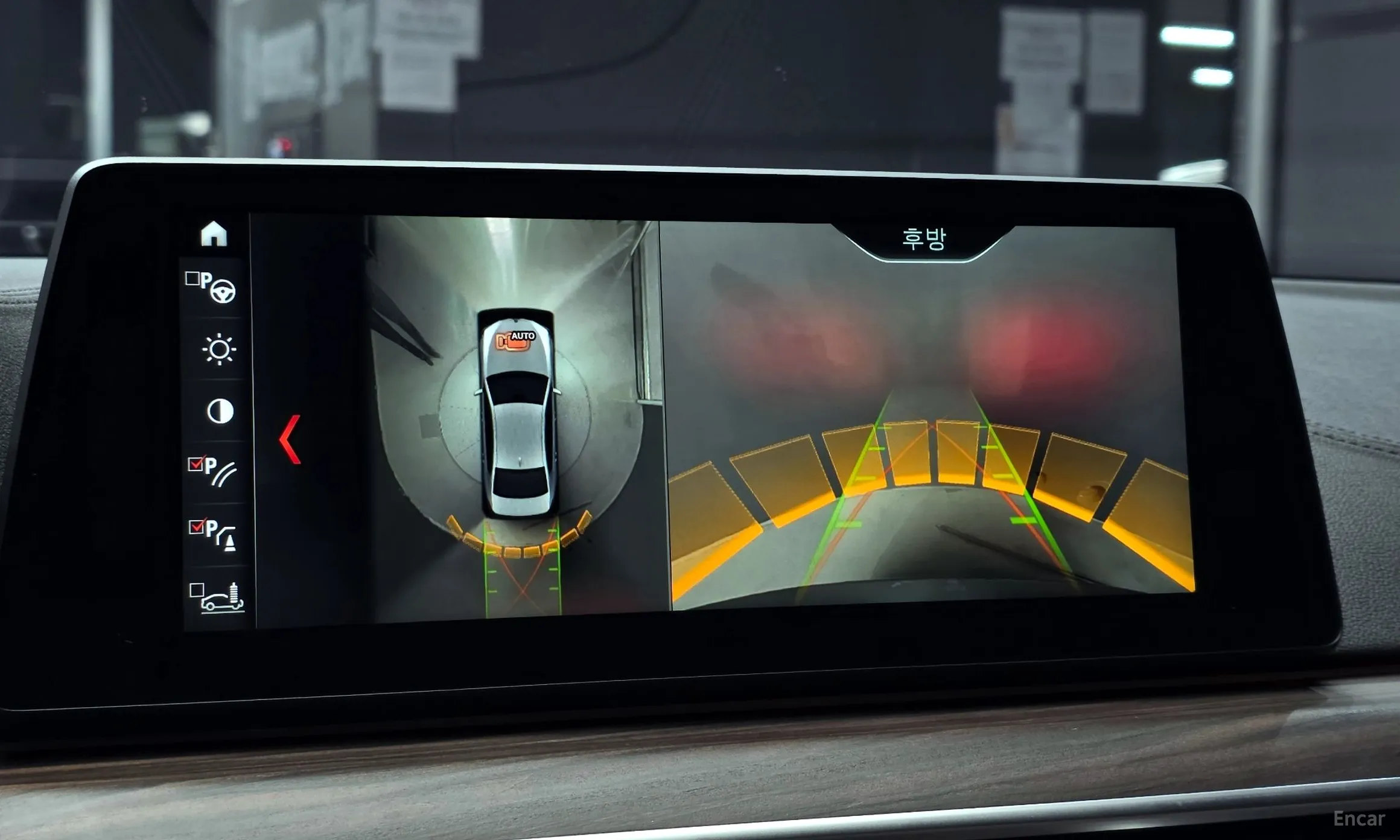 BMW 5 Series (G30) превью 15