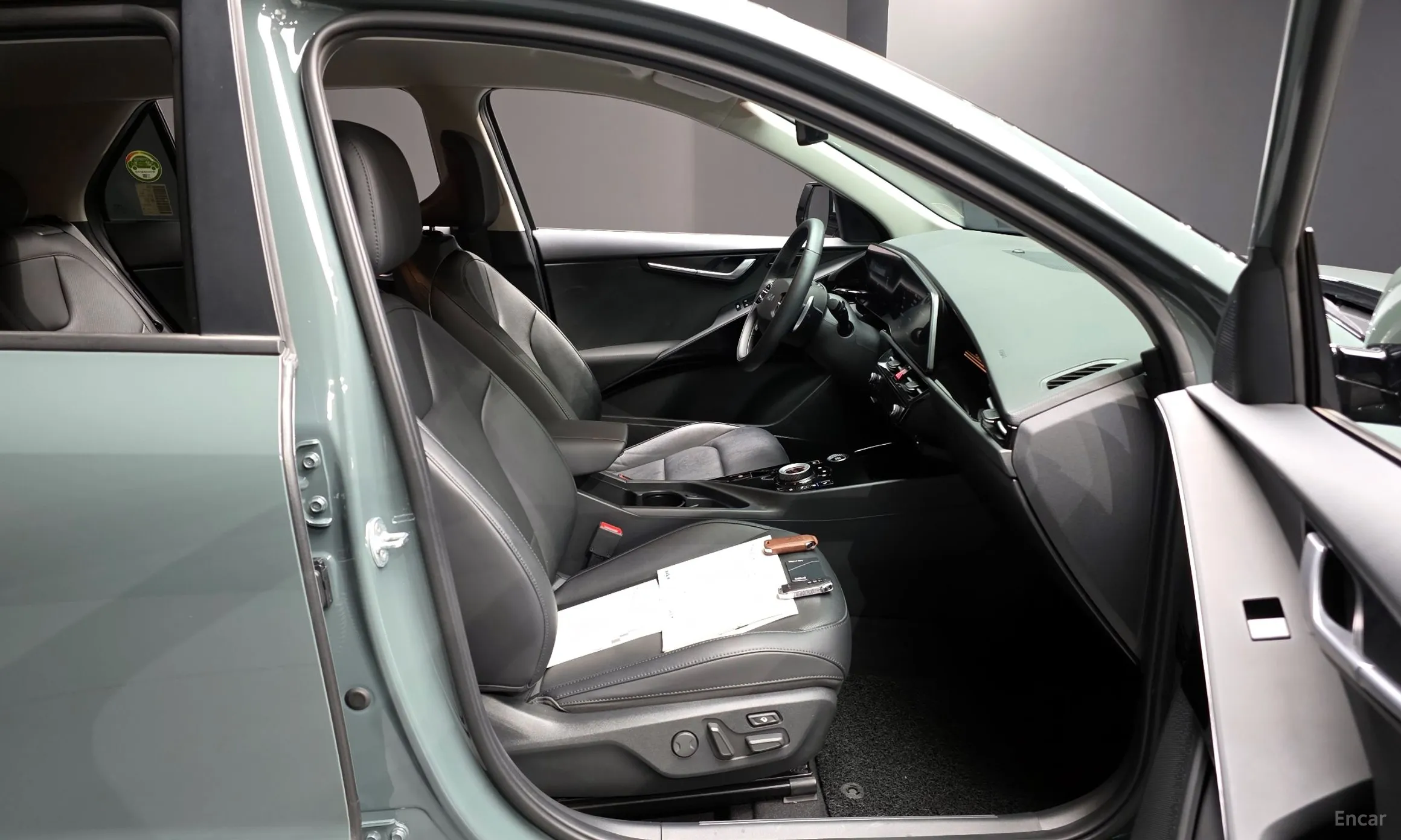Kia Niro превью 10
