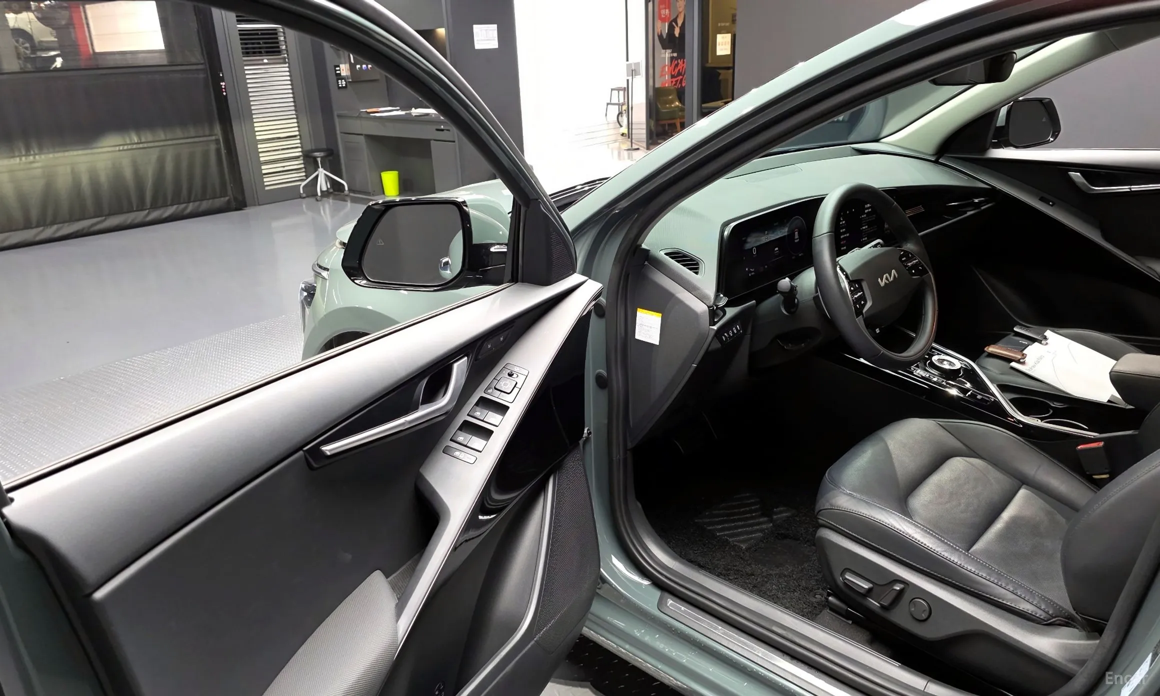 Kia Niro превью 11