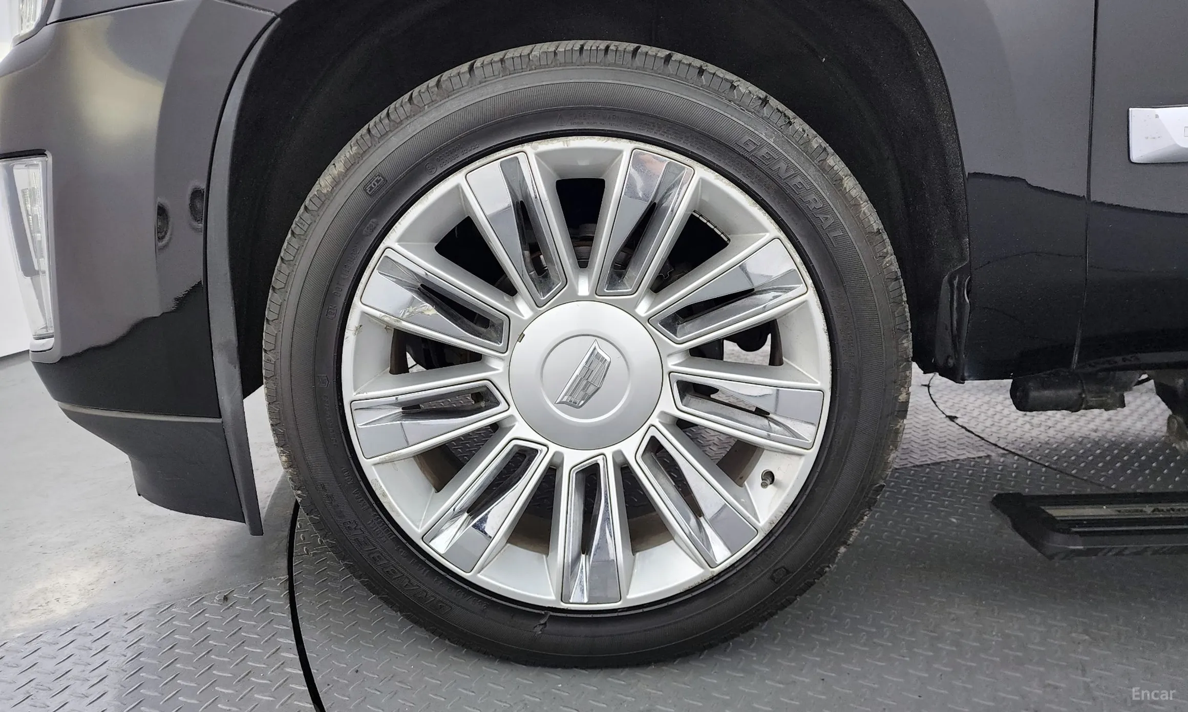 Cadillac Escalade превью 5