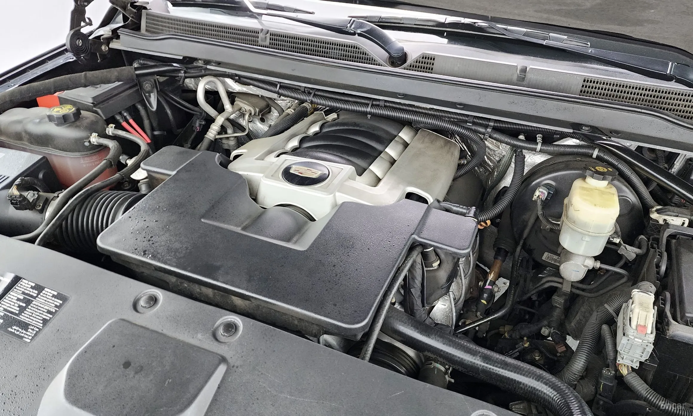 Cadillac Escalade превью 6