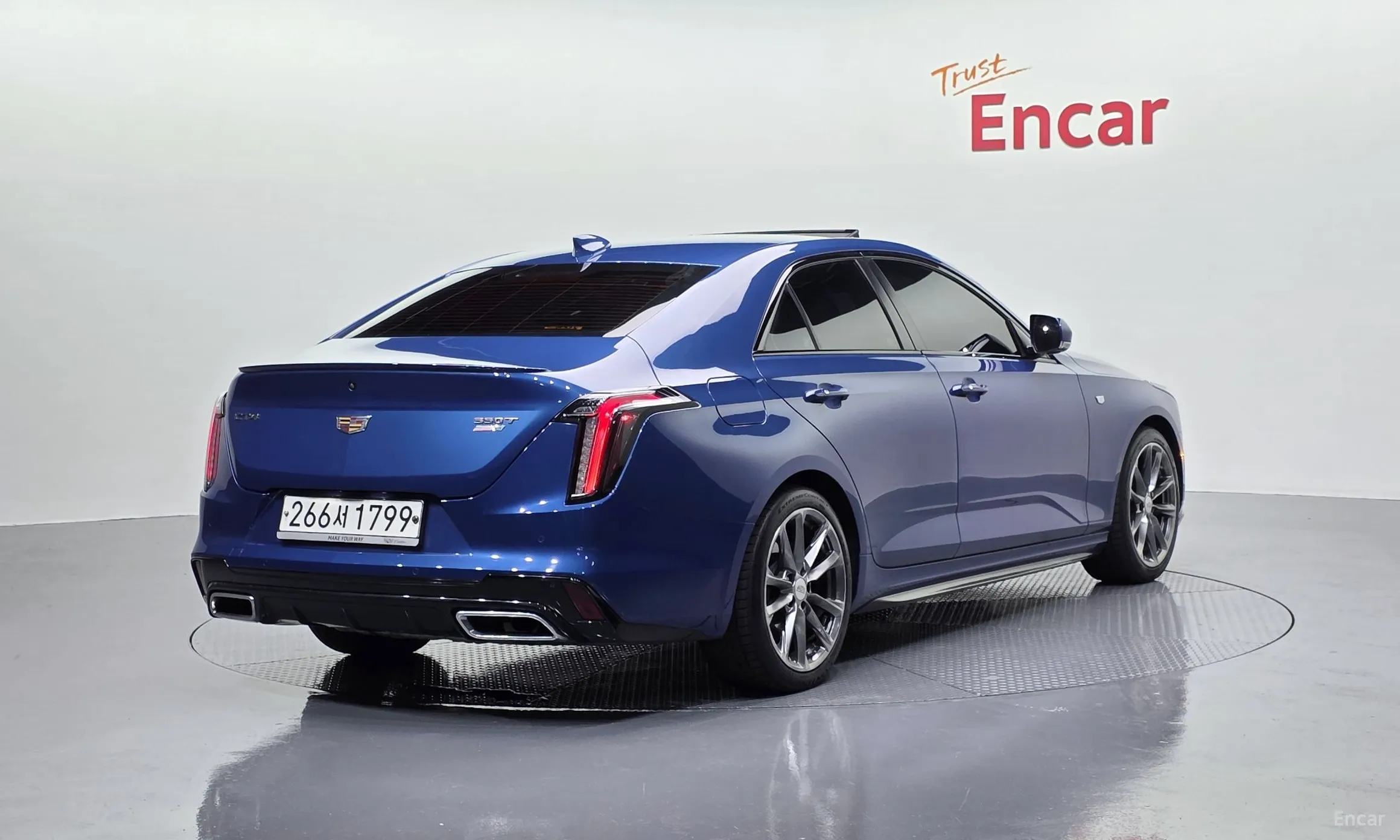 Cadillac CT4