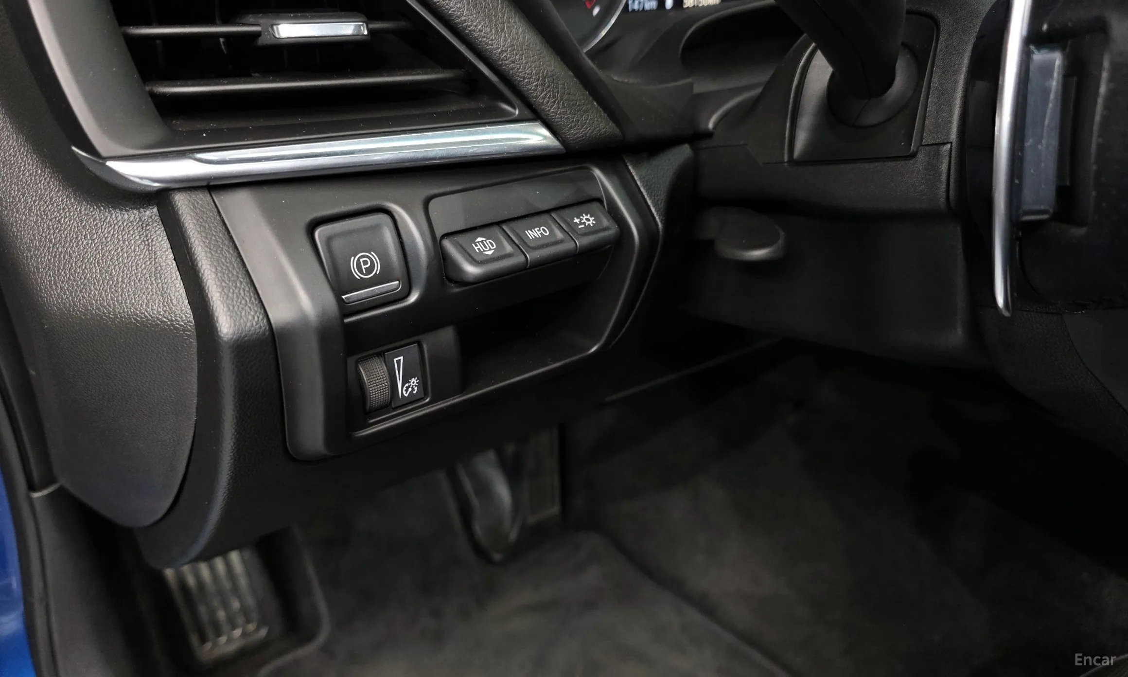 Cadillac CT4 превью 16