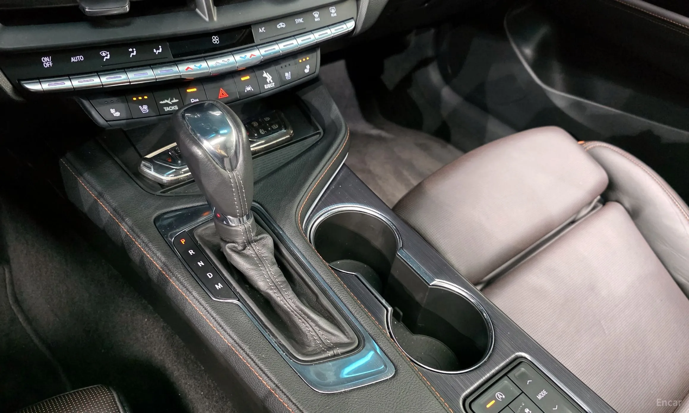 Cadillac CT4 превью 9