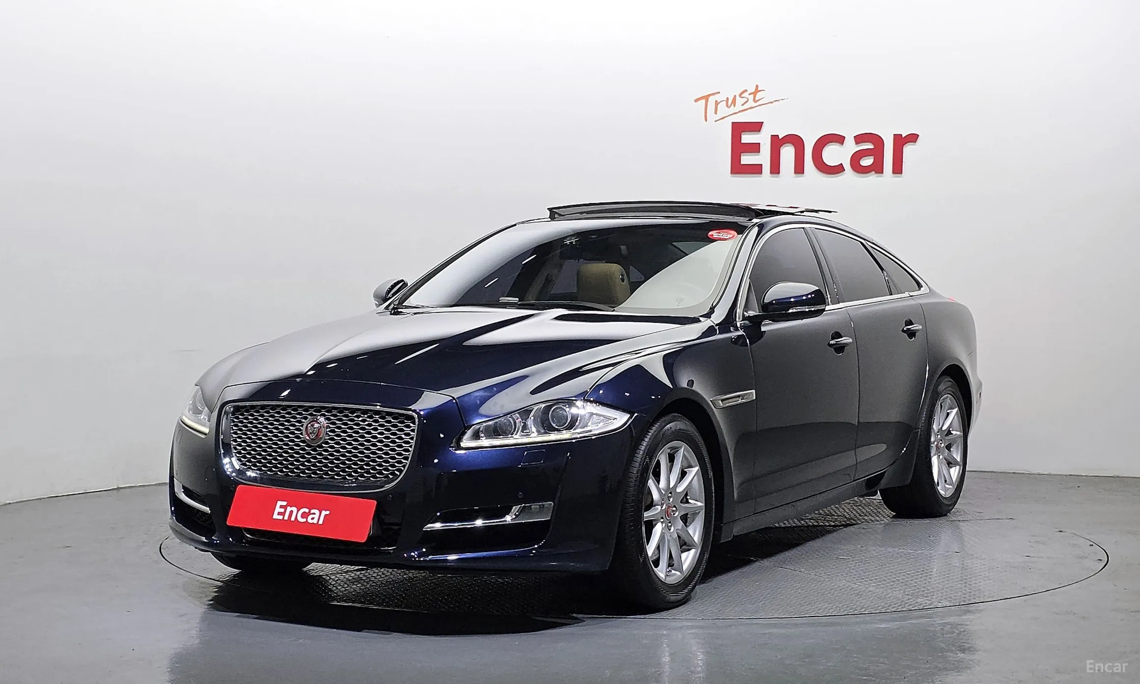 Jaguar All New XJ