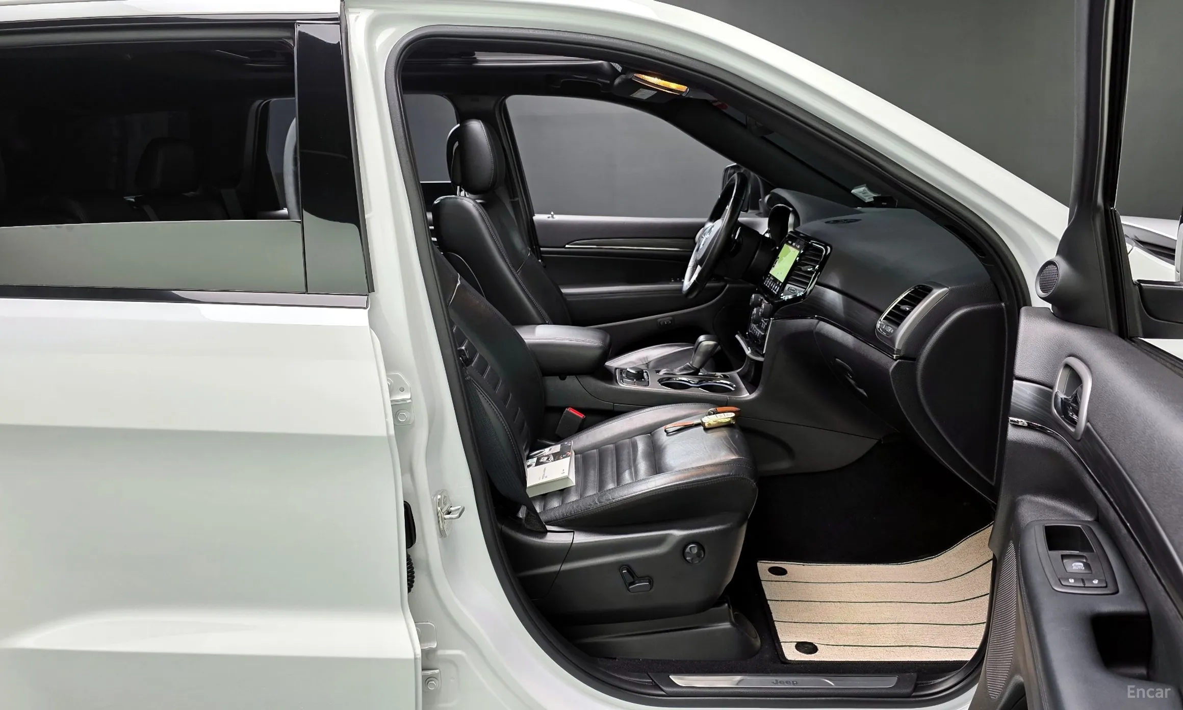 Jeep Grand Cherokee превью 10