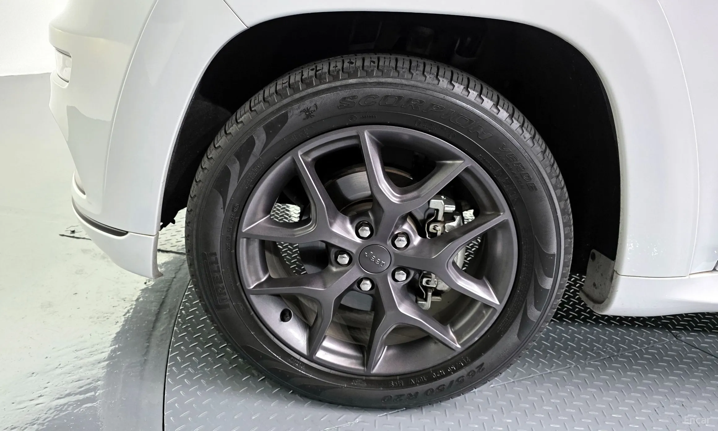 Jeep Grand Cherokee превью 5