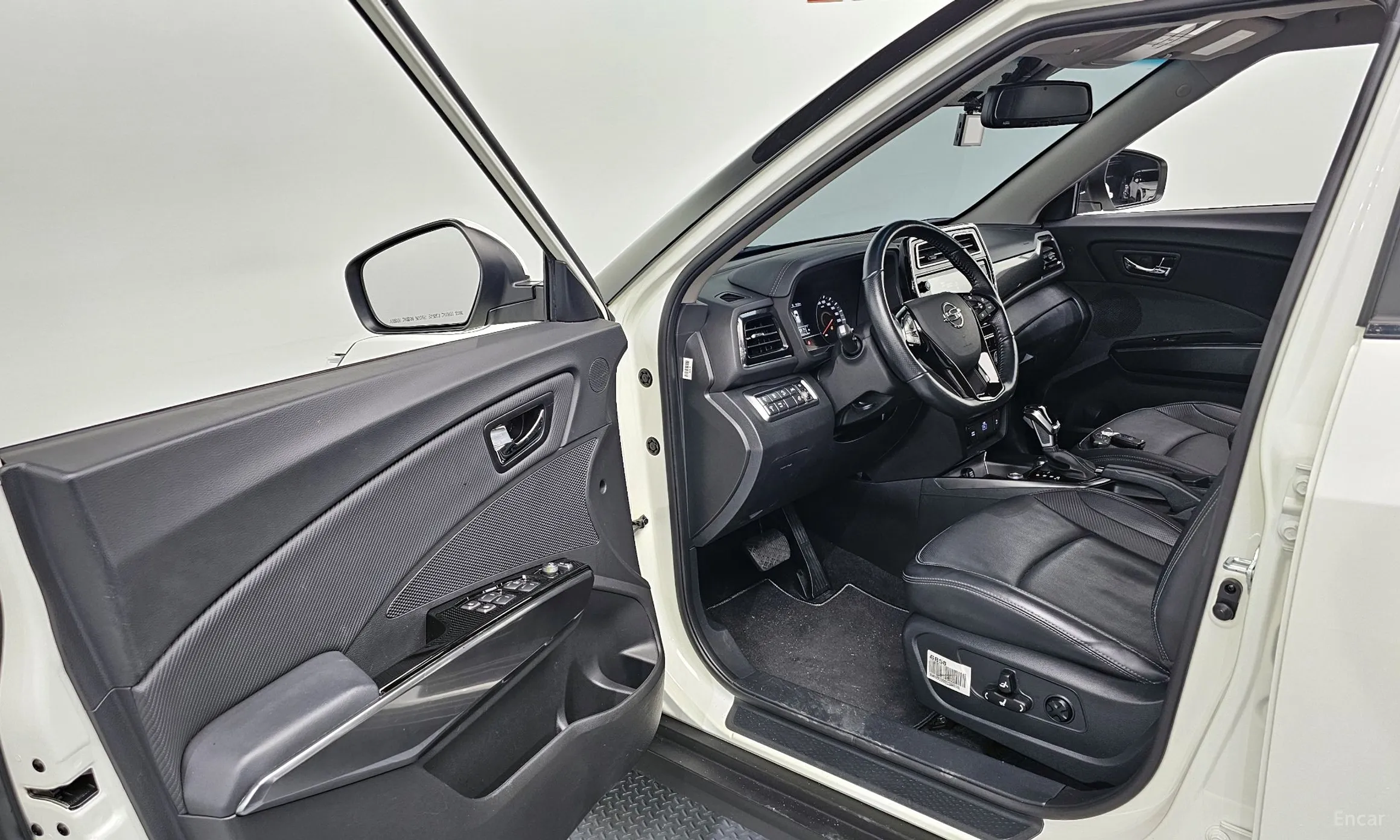 KG Mobility (SsangYong) Berry New Tivoli превью 10