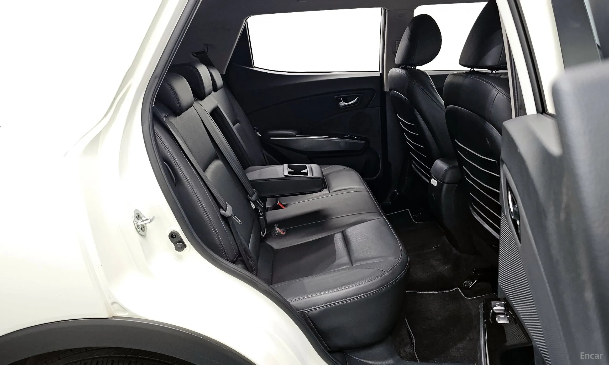 KG Mobility (SsangYong) Berry New Tivoli превью 11