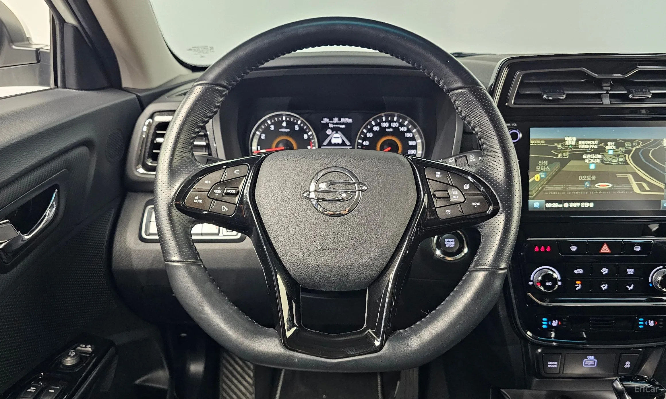 KG Mobility (SsangYong) Berry New Tivoli превью 14