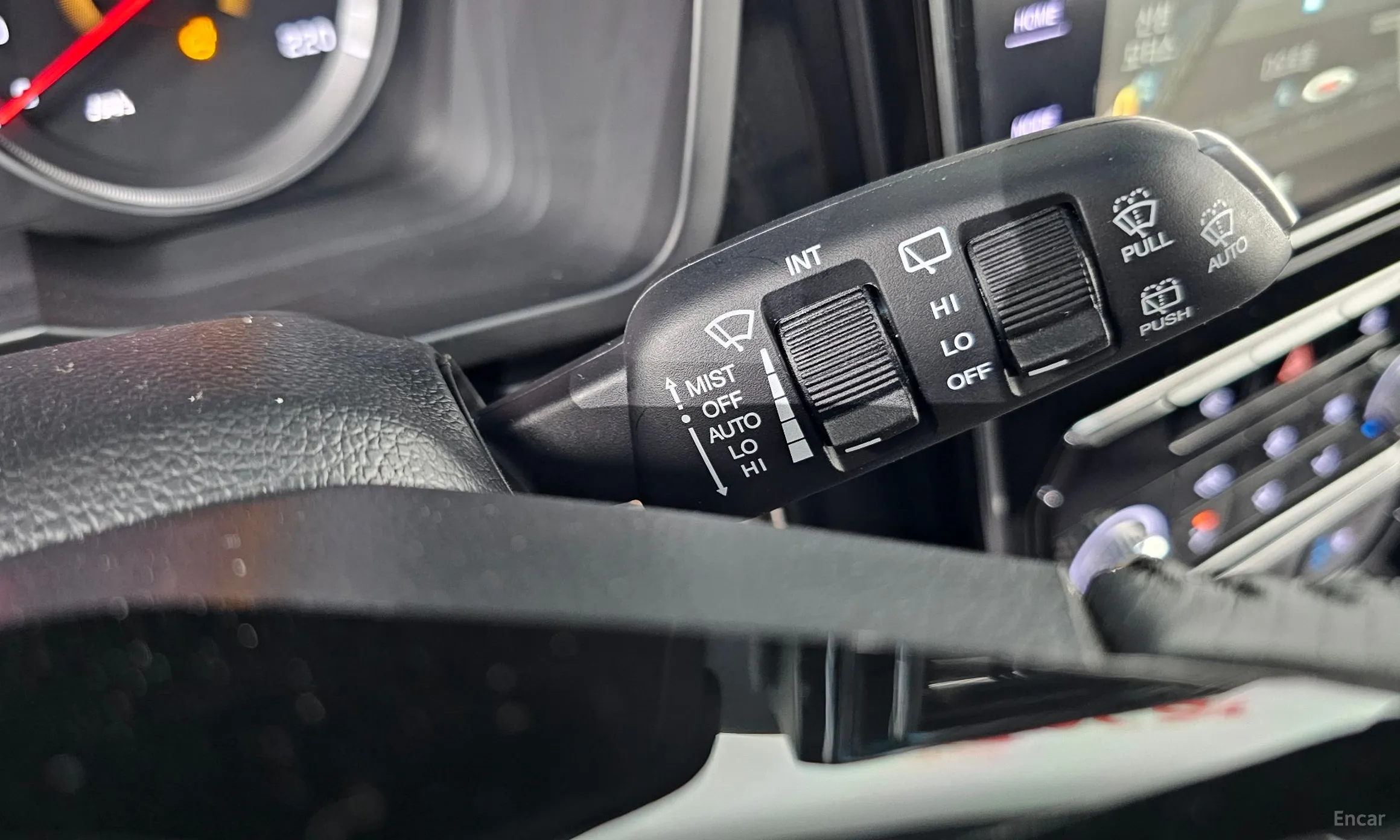 KG Mobility (SsangYong) Berry New Tivoli превью 15