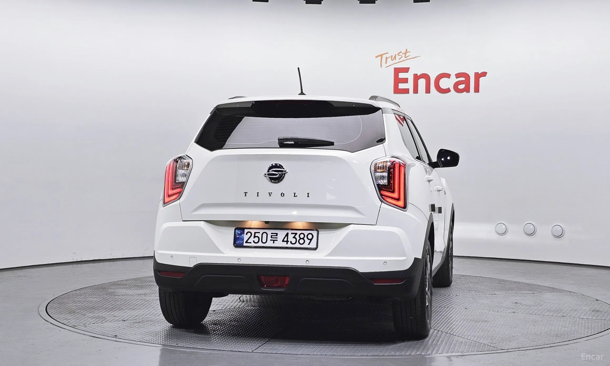 KG Mobility (SsangYong) Berry New Tivoli превью 4