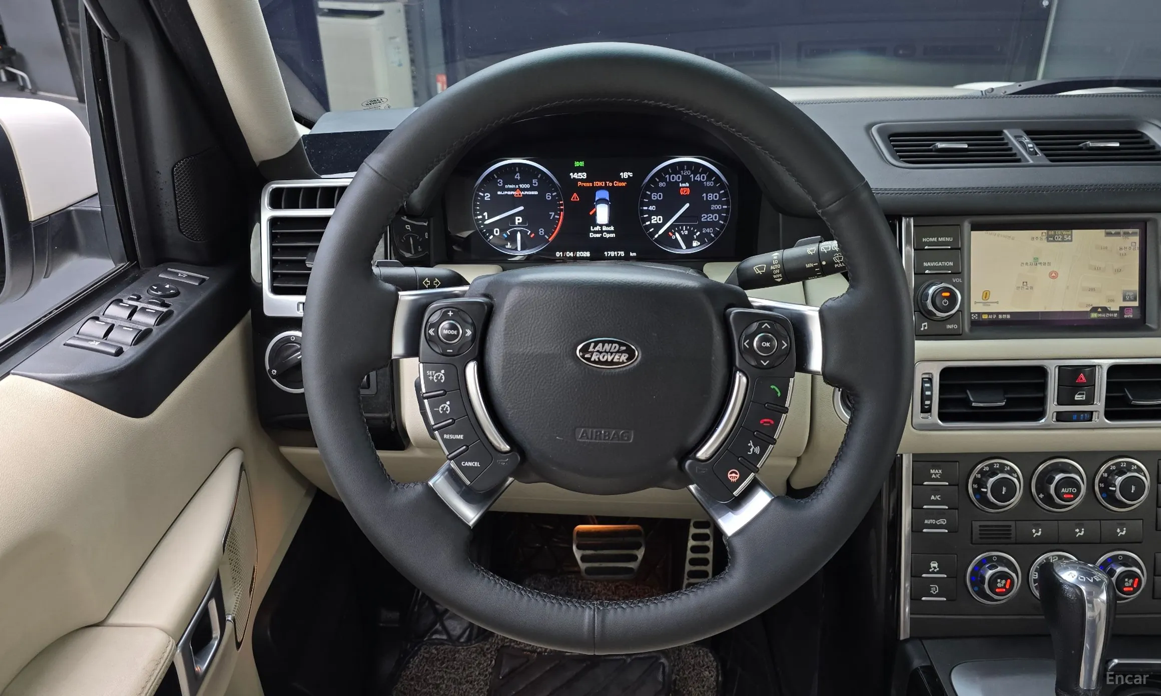 Land Rover Range Rover превью 13