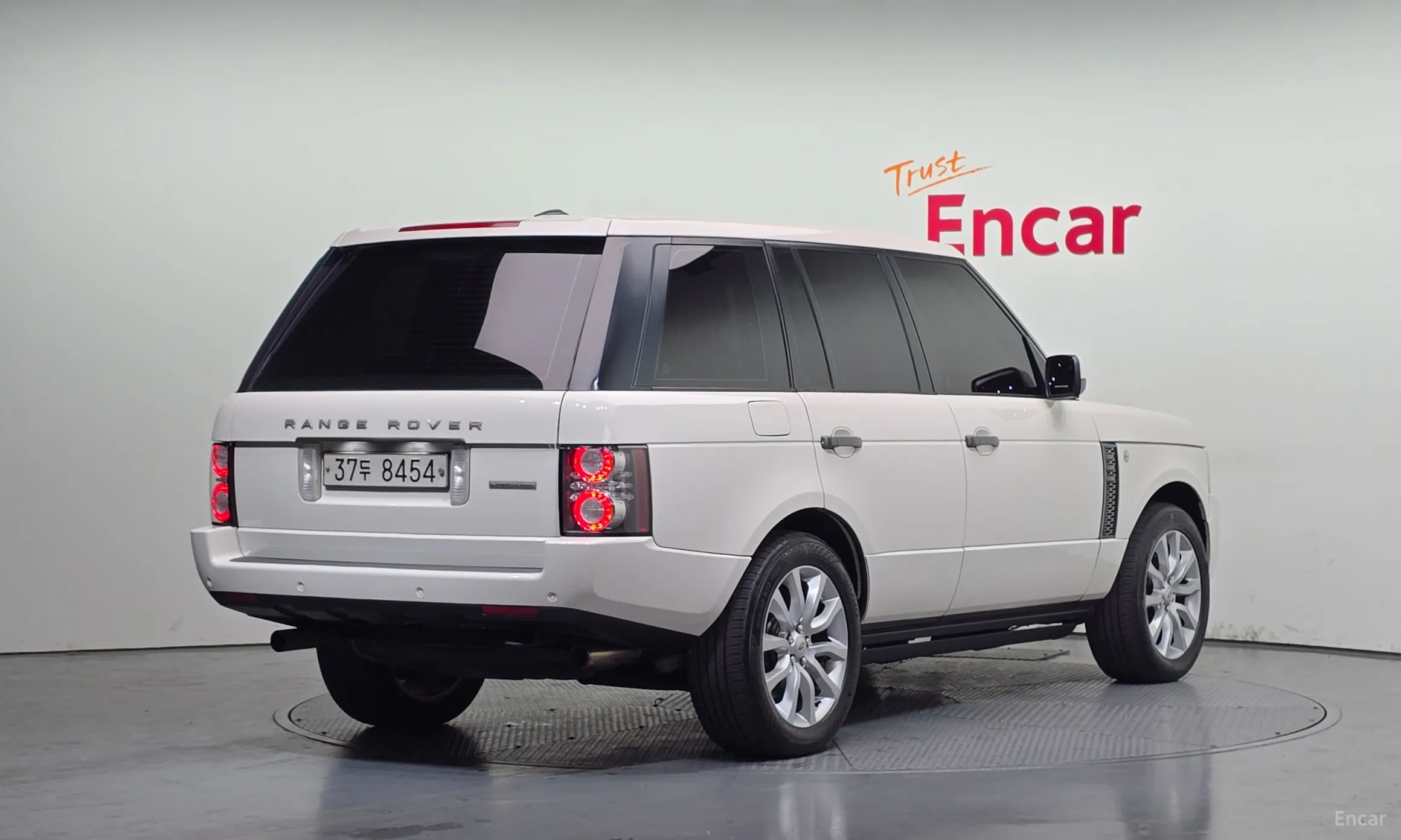 Land Rover Range Rover превью 2