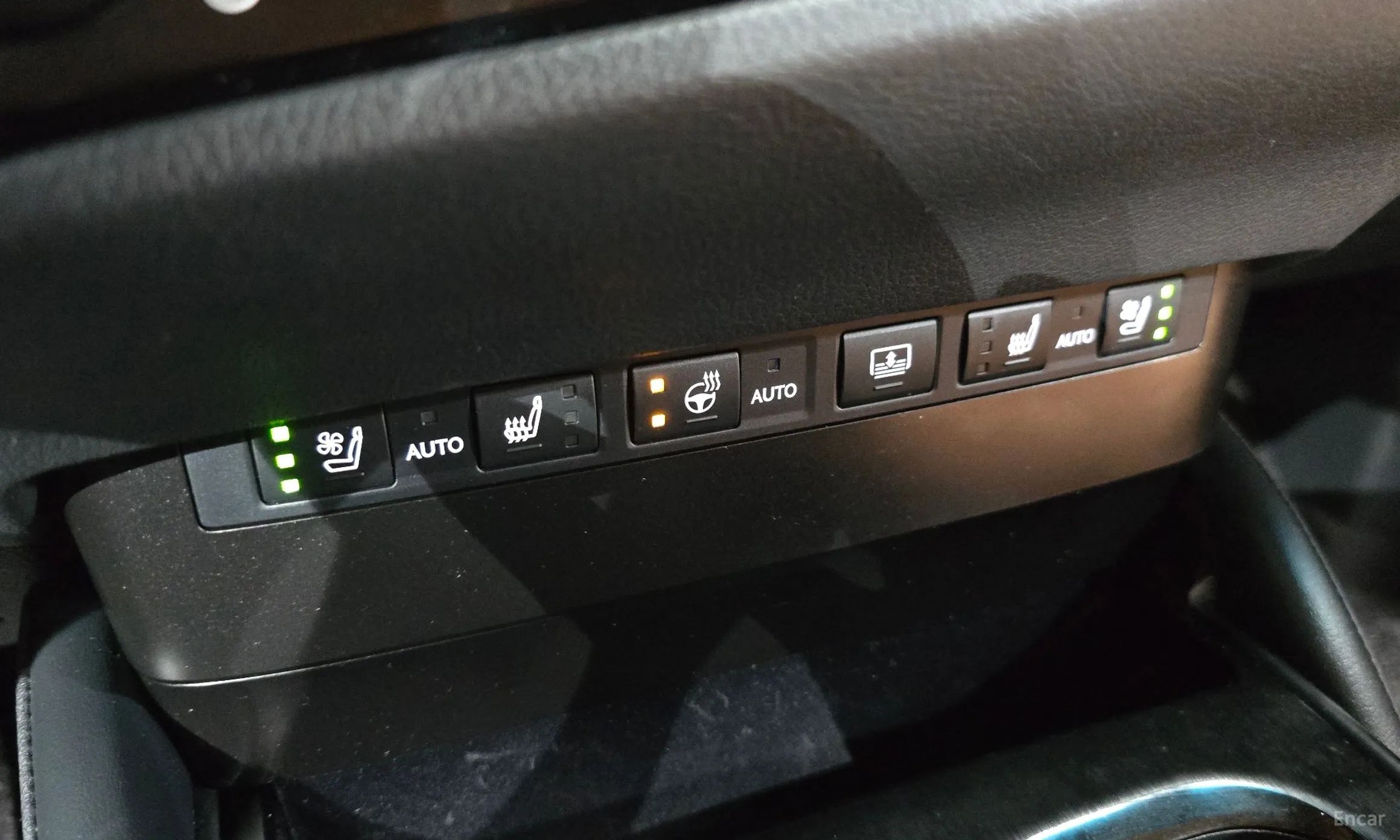 Lexus ES300h 7th Generation превью 16
