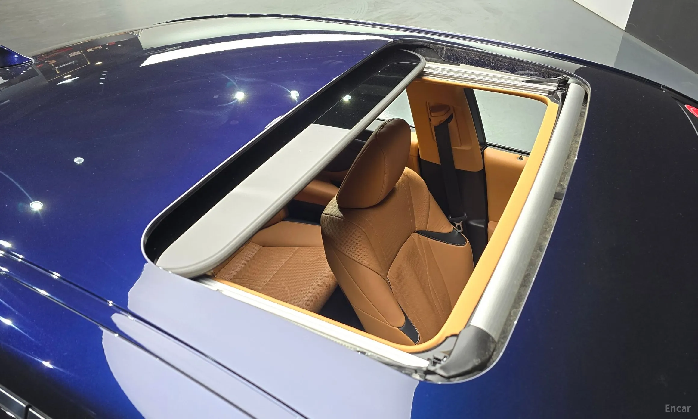 Lexus ES300h 7th Generation превью 18
