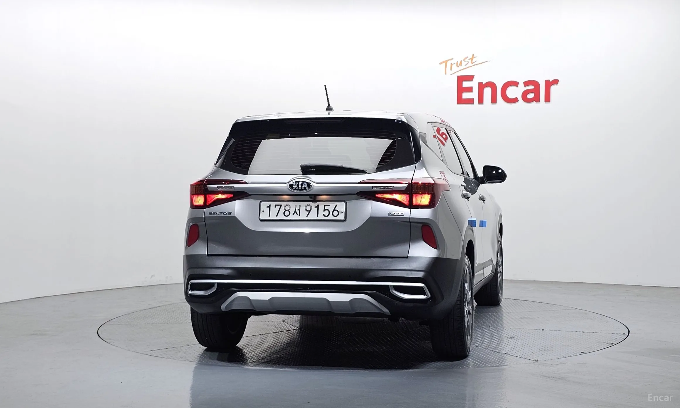 Kia Seltos превью 4