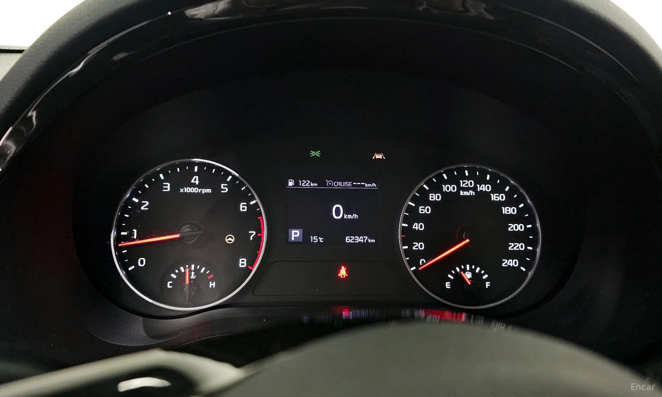 Kia Seltos превью 8