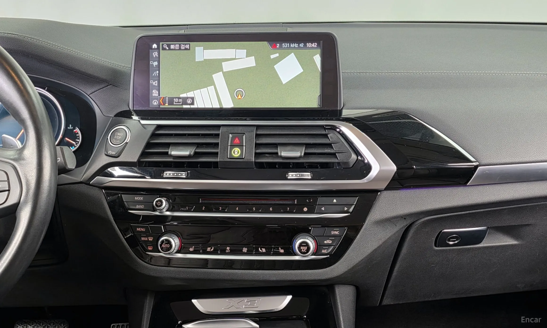 BMW X3 (G01) превью 14